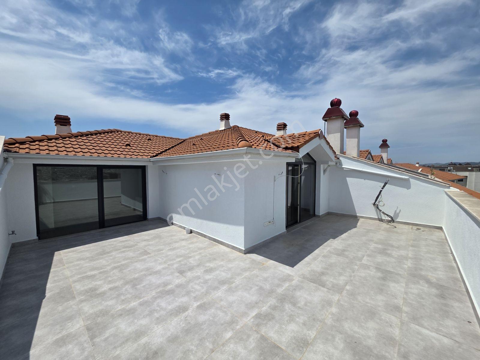 Balat Teras Evler Kiralık 5+1 Dubleks Daire - Görsel 8
