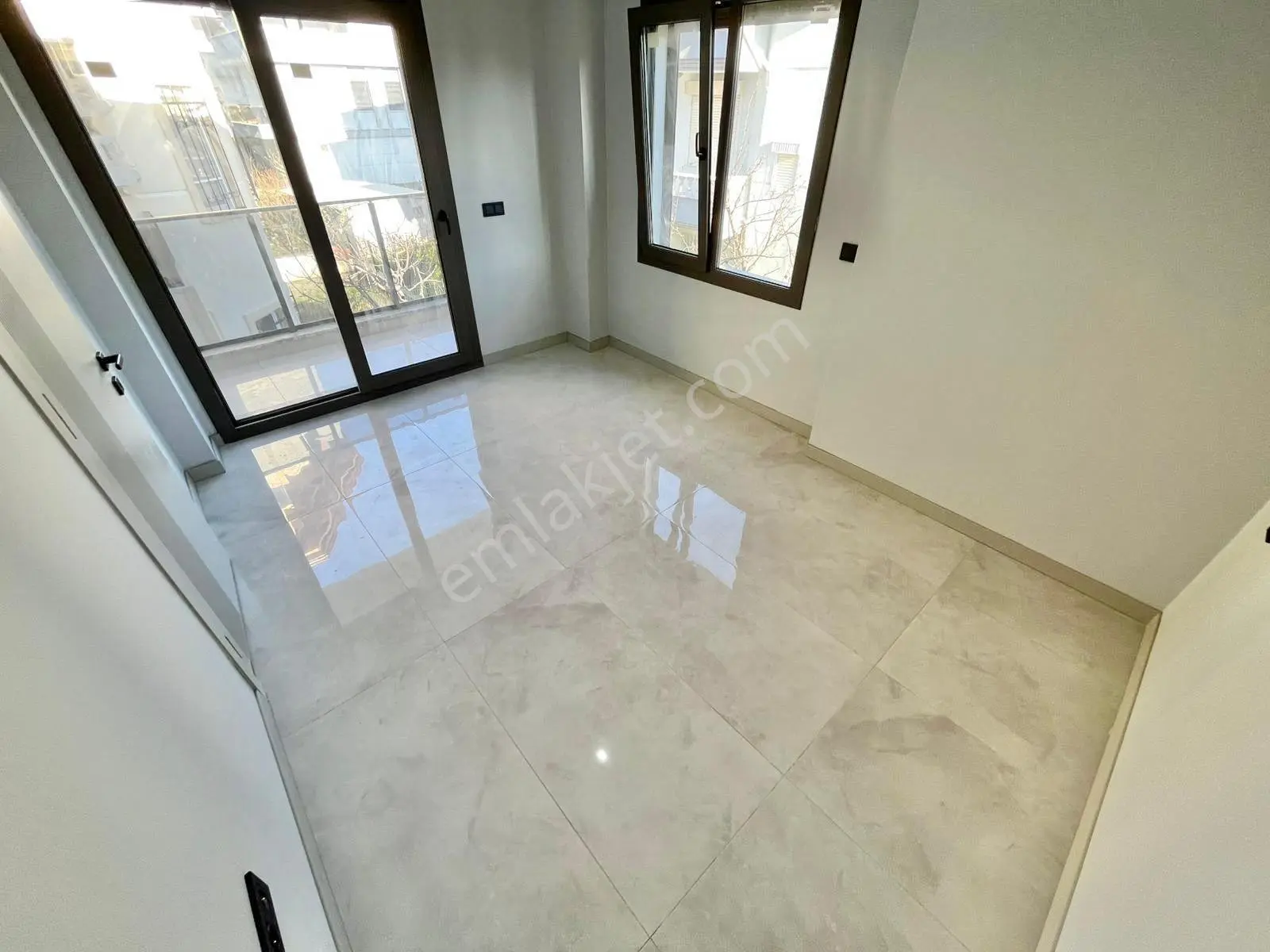 ✨akçay Ay Emlak'tan✨tahtakuşlar'da Denize Sadece 50 Mt Huzur Bulacağınız Satılık 3+1 Müstakil Villa - Görsel 16