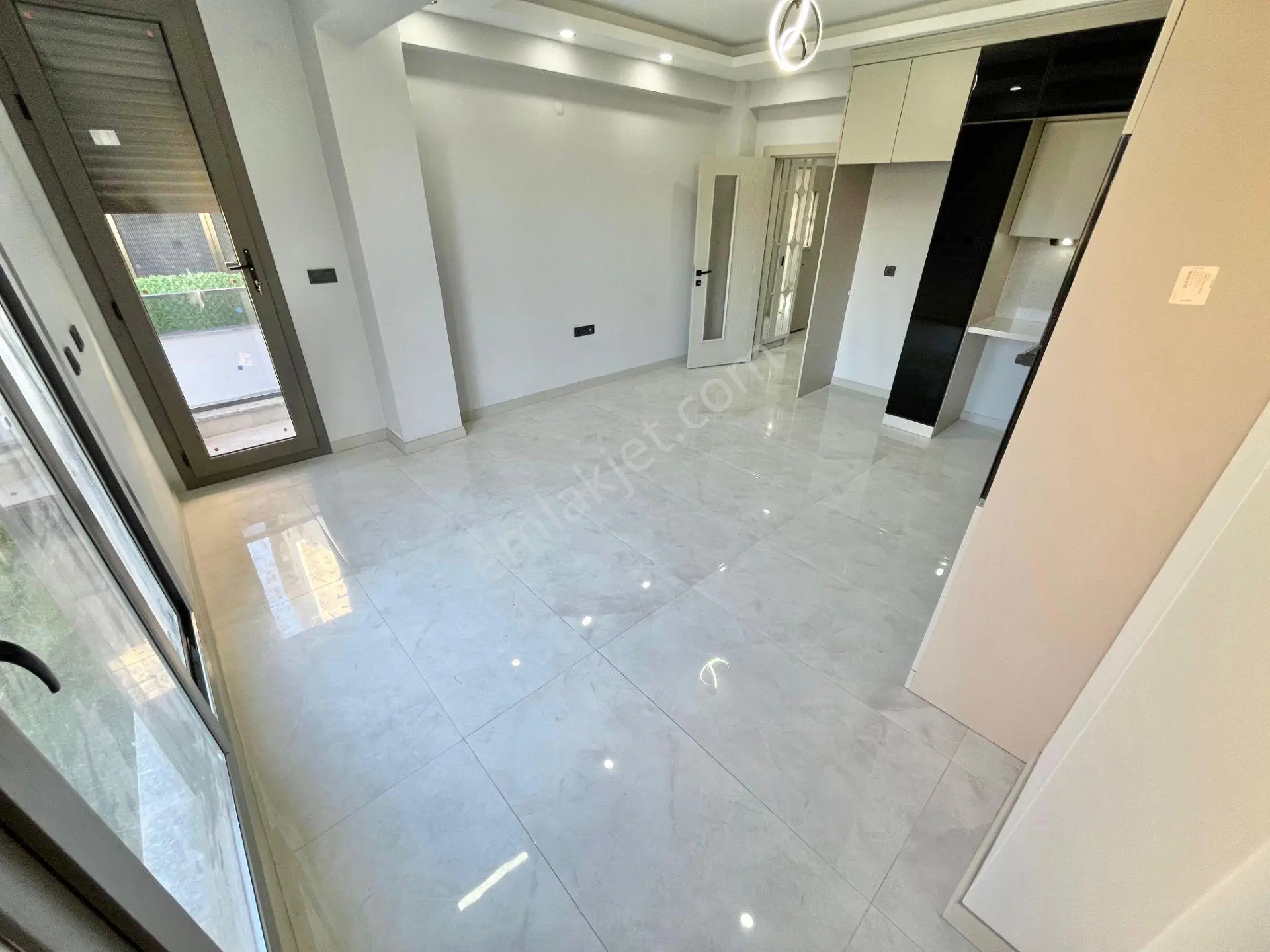 ✨akçay Ay Emlak'tan✨tahtakuşlar'da Denize Sadece 50 Mt Huzur Bulacağınız Satılık 3+1 Müstakil Villa - Görsel 10