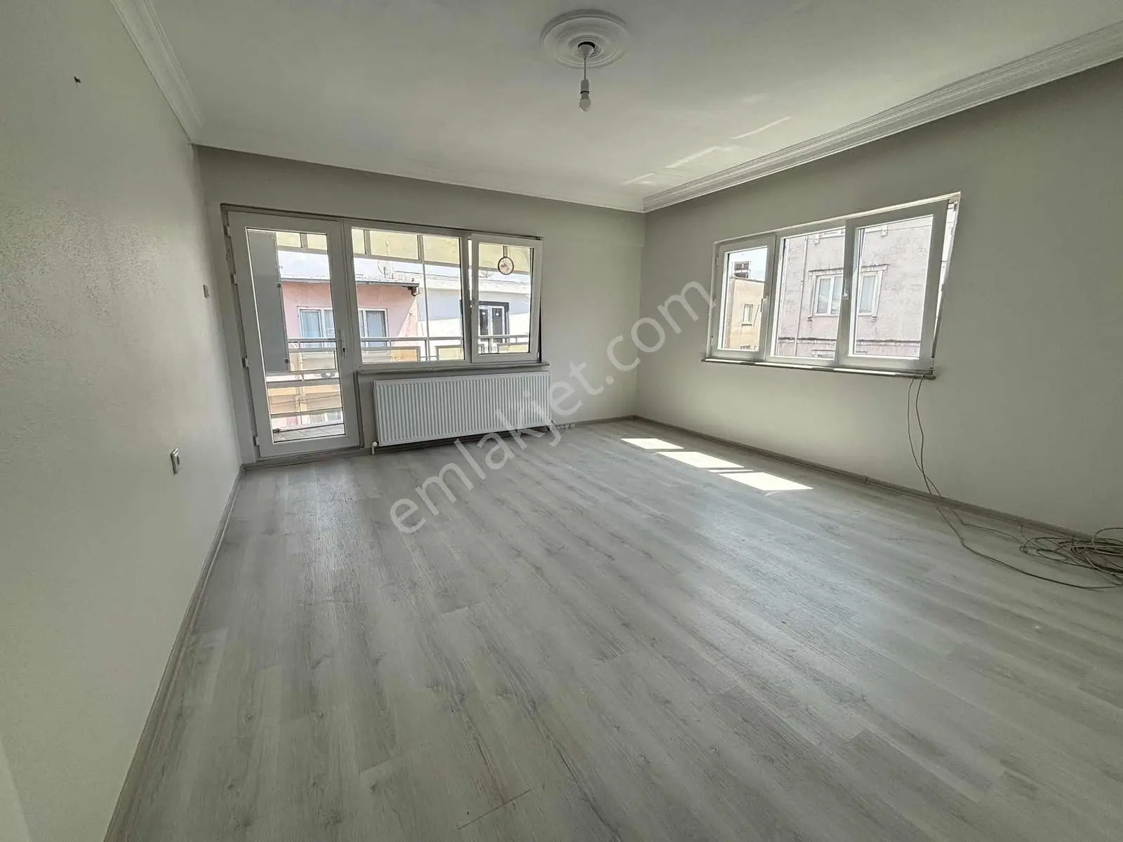 Dialog Altun'dan Bağlarbaşı Merkezi Konumda 2+1 Kiralık Daire - Görsel 12