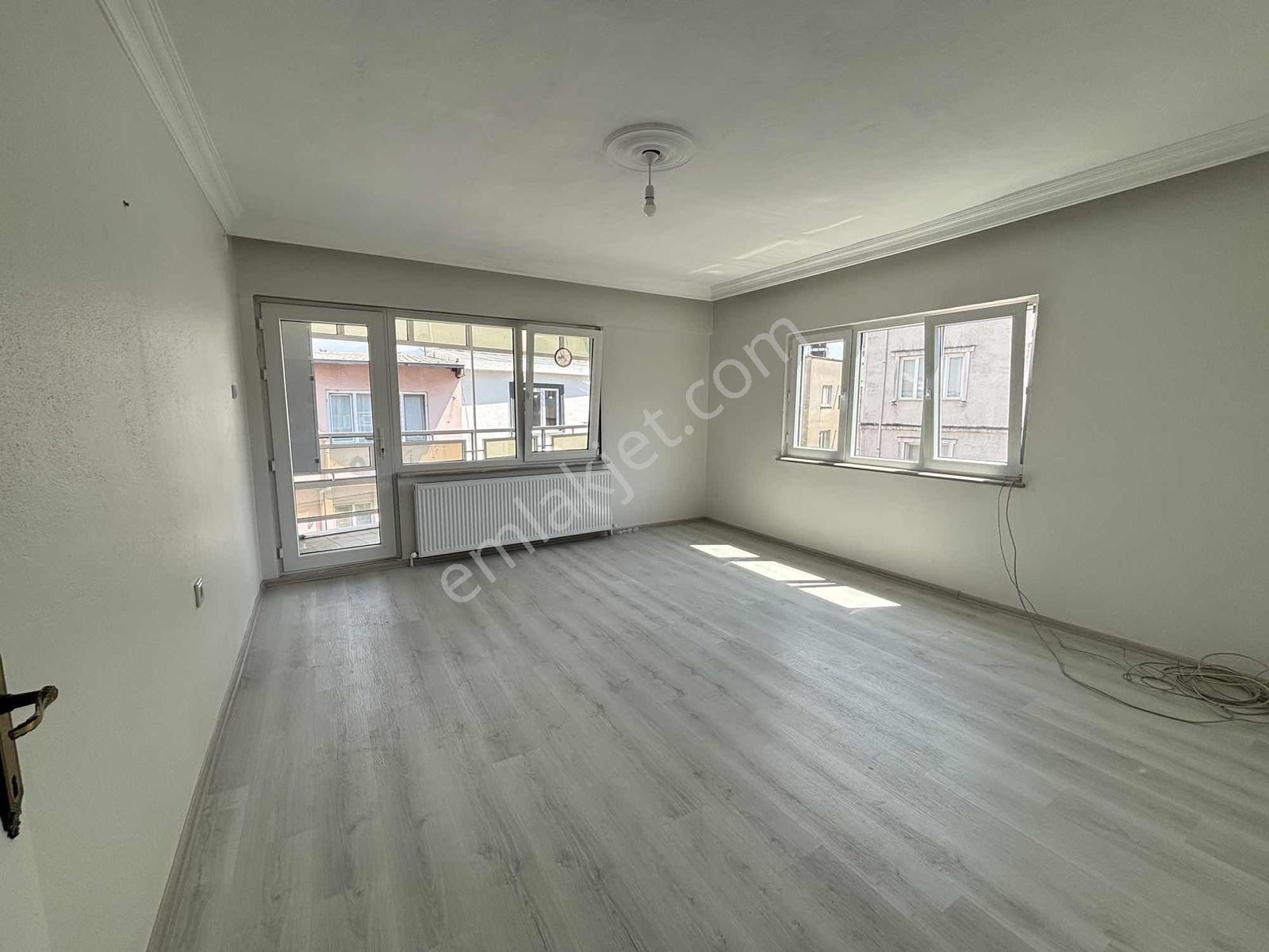 Dialog Altun'dan Bağlarbaşı Merkezi Konumda 2+1 Kiralık Daire