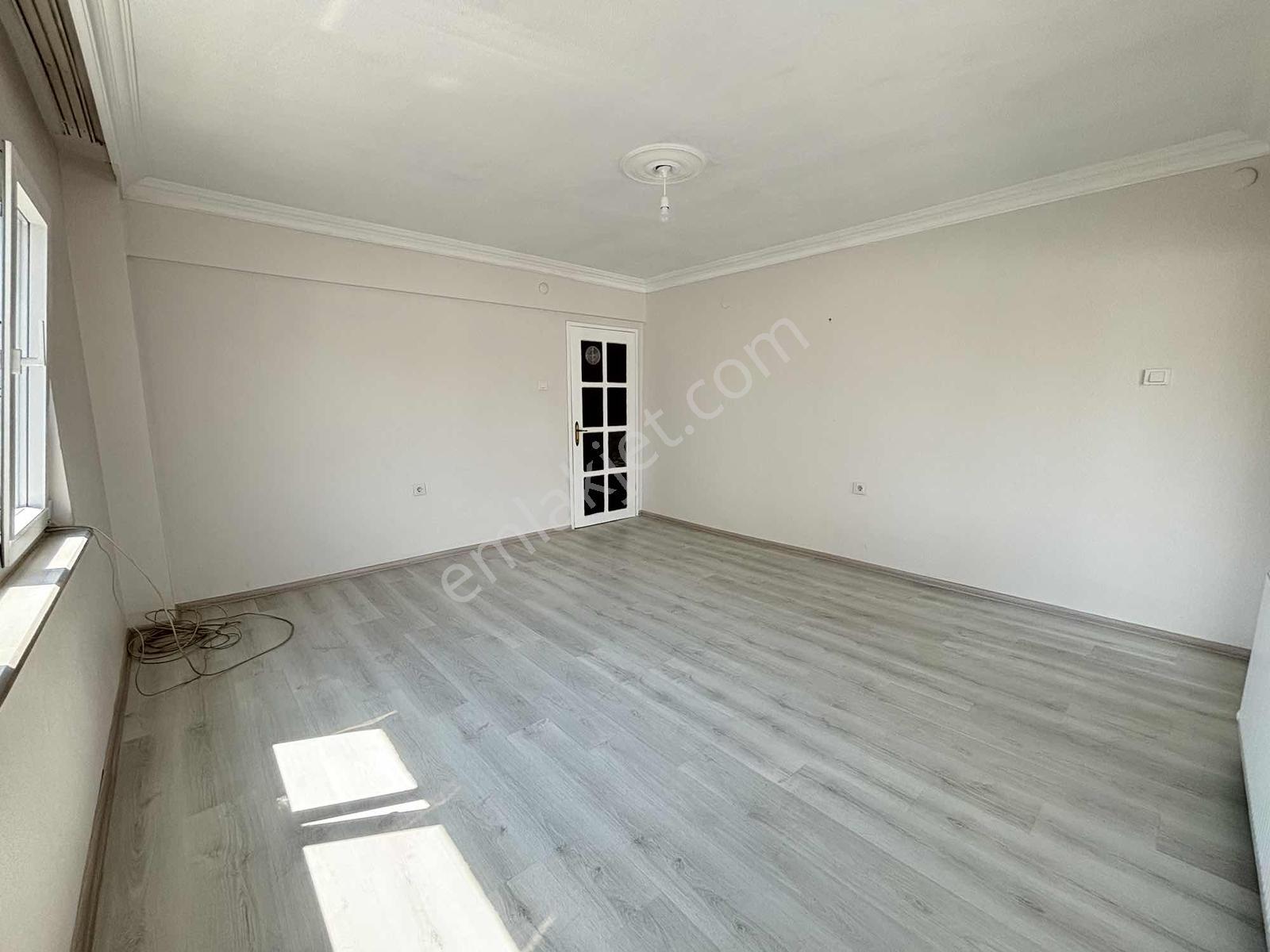 Dialog Altun'dan Bağlarbaşı Merkezi Konumda 2+1 Kiralık Daire - Görsel 18
