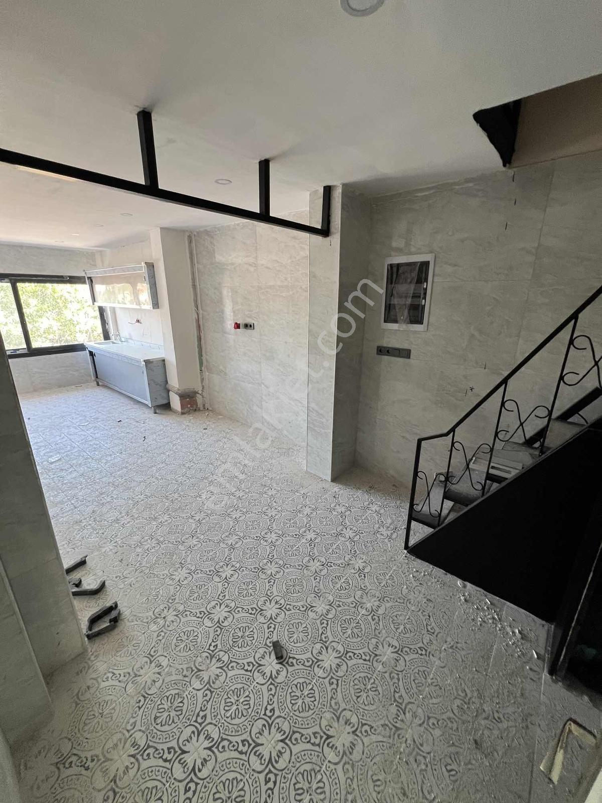 Bergama'nın En İşlek Noktalarından Birinde Kiralık Dükkan - Görsel 15
