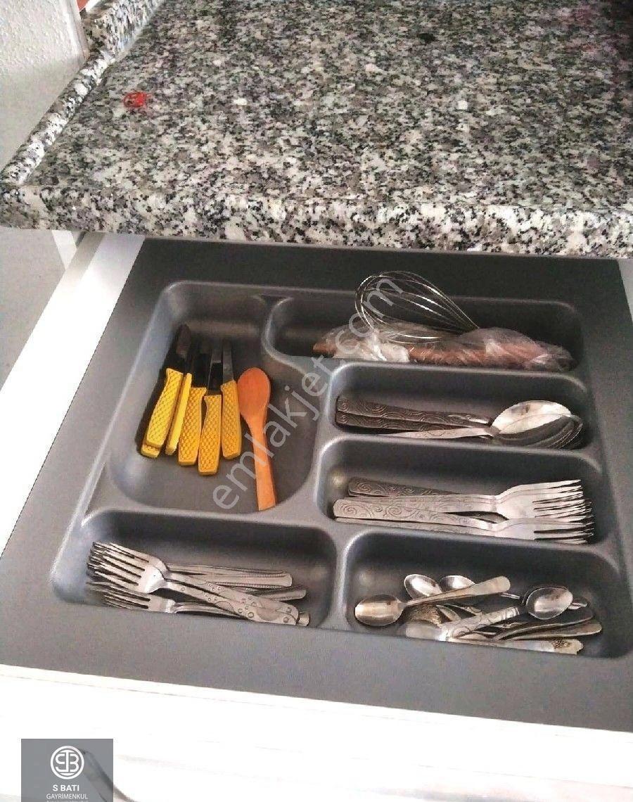 Edirne Merkez'de Büyük Teraslı, Eşyalı 2+0 Kiralık Daire - Görsel 29