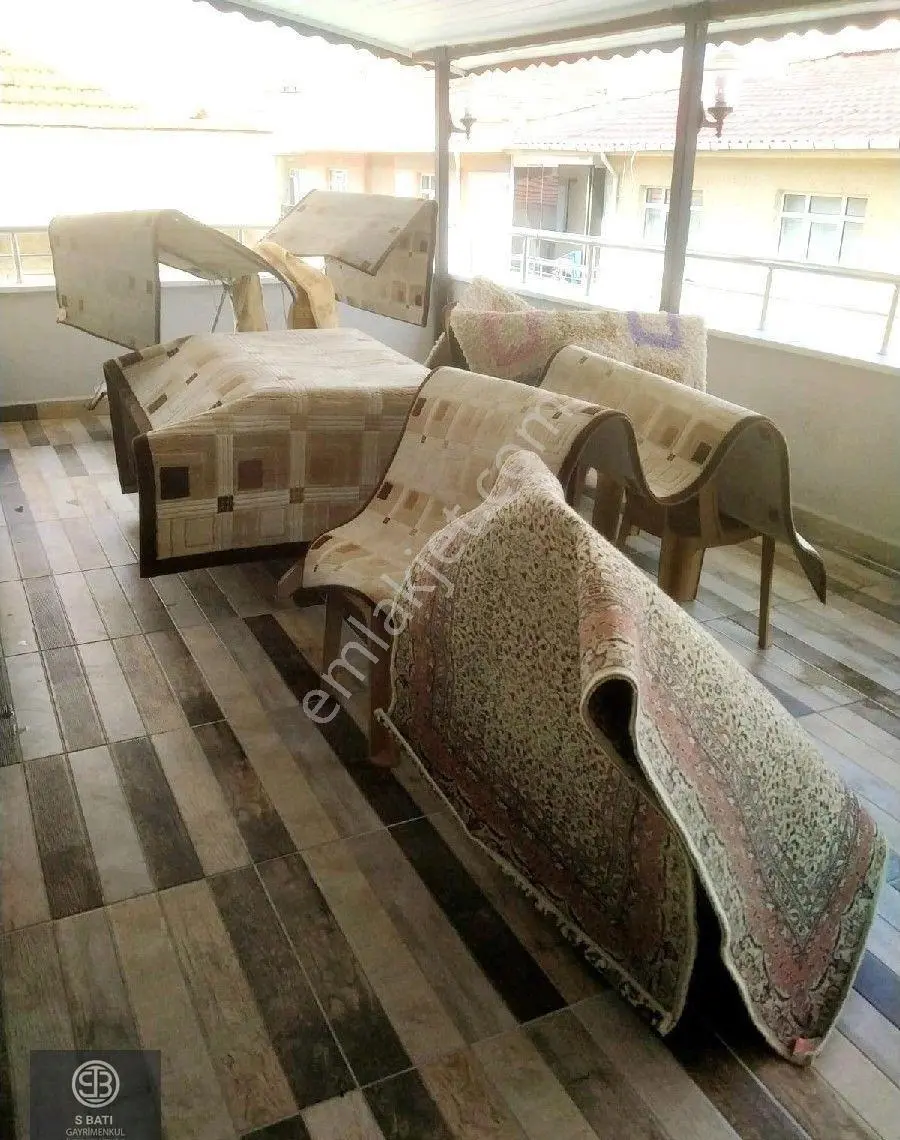 Edirne Merkez'de Büyük Teraslı, Eşyalı 2+0 Kiralık Daire - Görsel 27