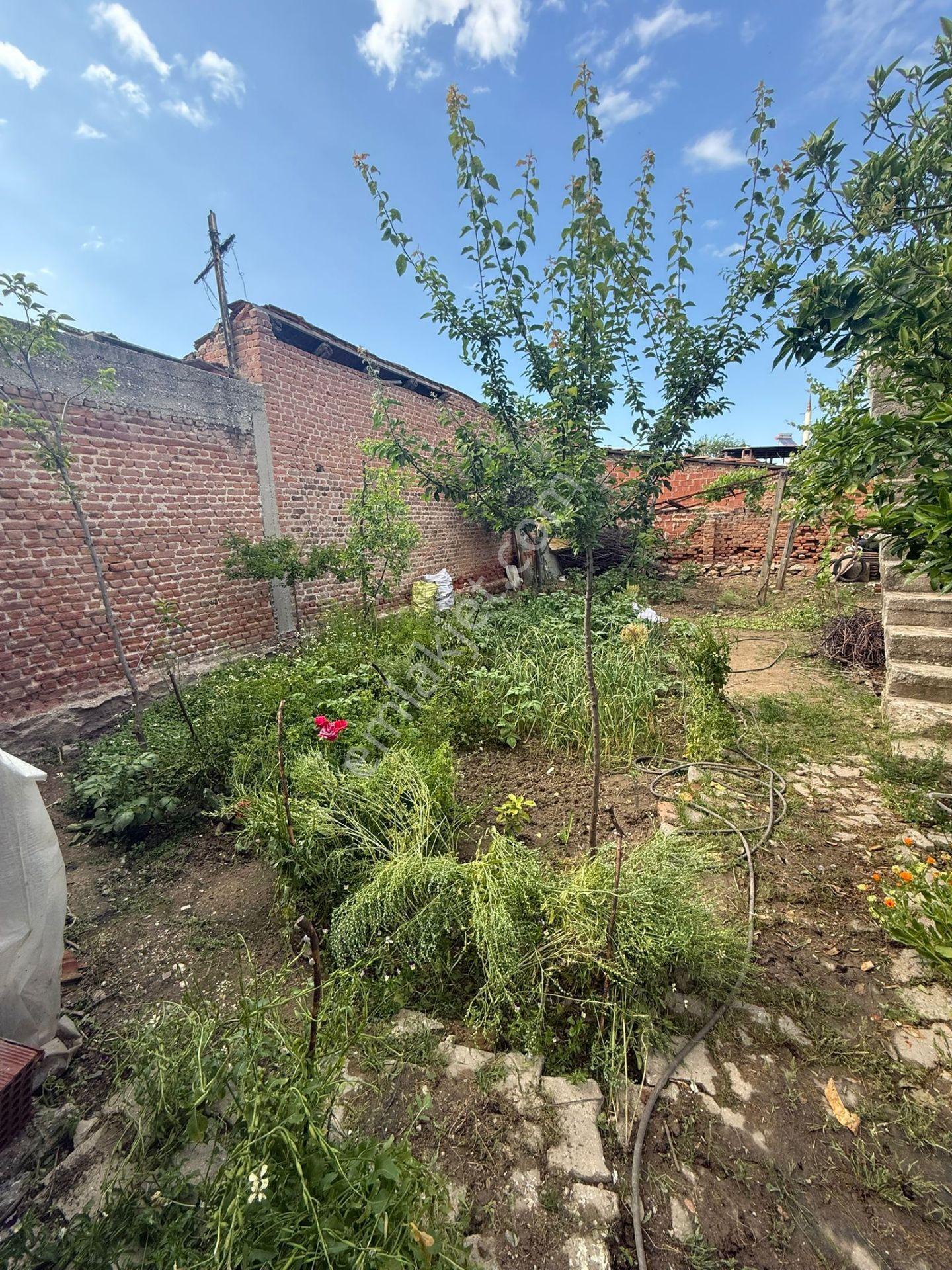 🏡🌿 Salihli Erdem Emlak’tan Taytan Mahallesi’nde Satılık Müstakil Yaşam Alanı! 🌿🏡 - Görsel 2