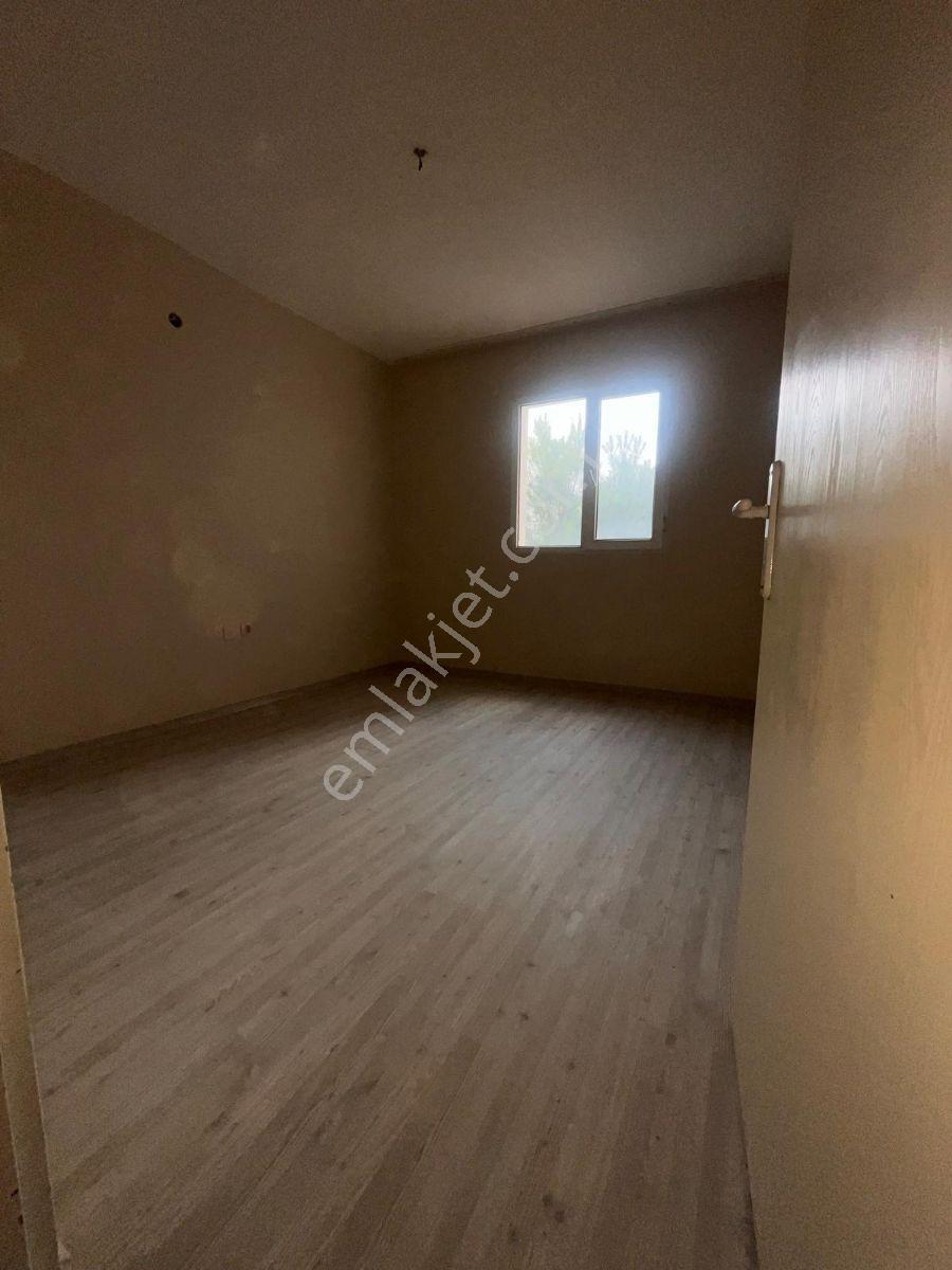 Bornova Evka4 Merkezde Kiralık Daire - Görsel 2