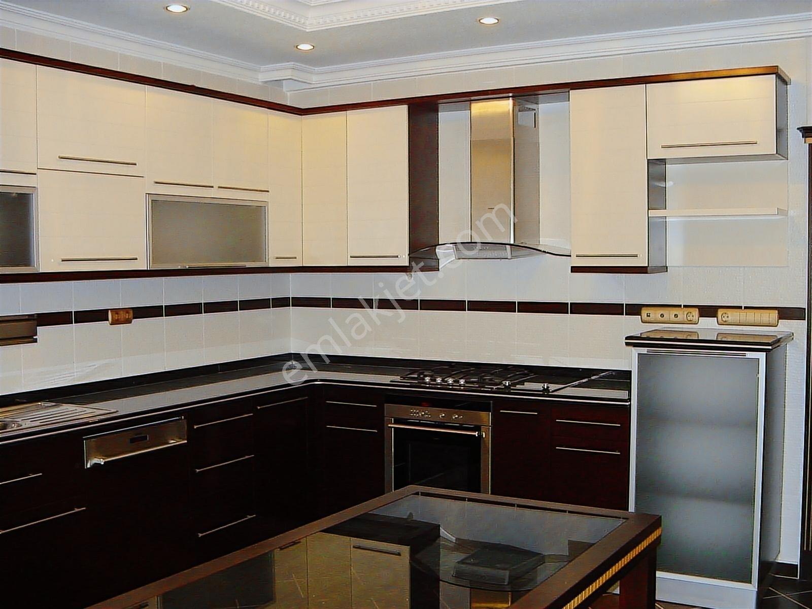 Çağlak Gayrimenkul Den Satılık İkiz Villa 8+2 - Görsel 12