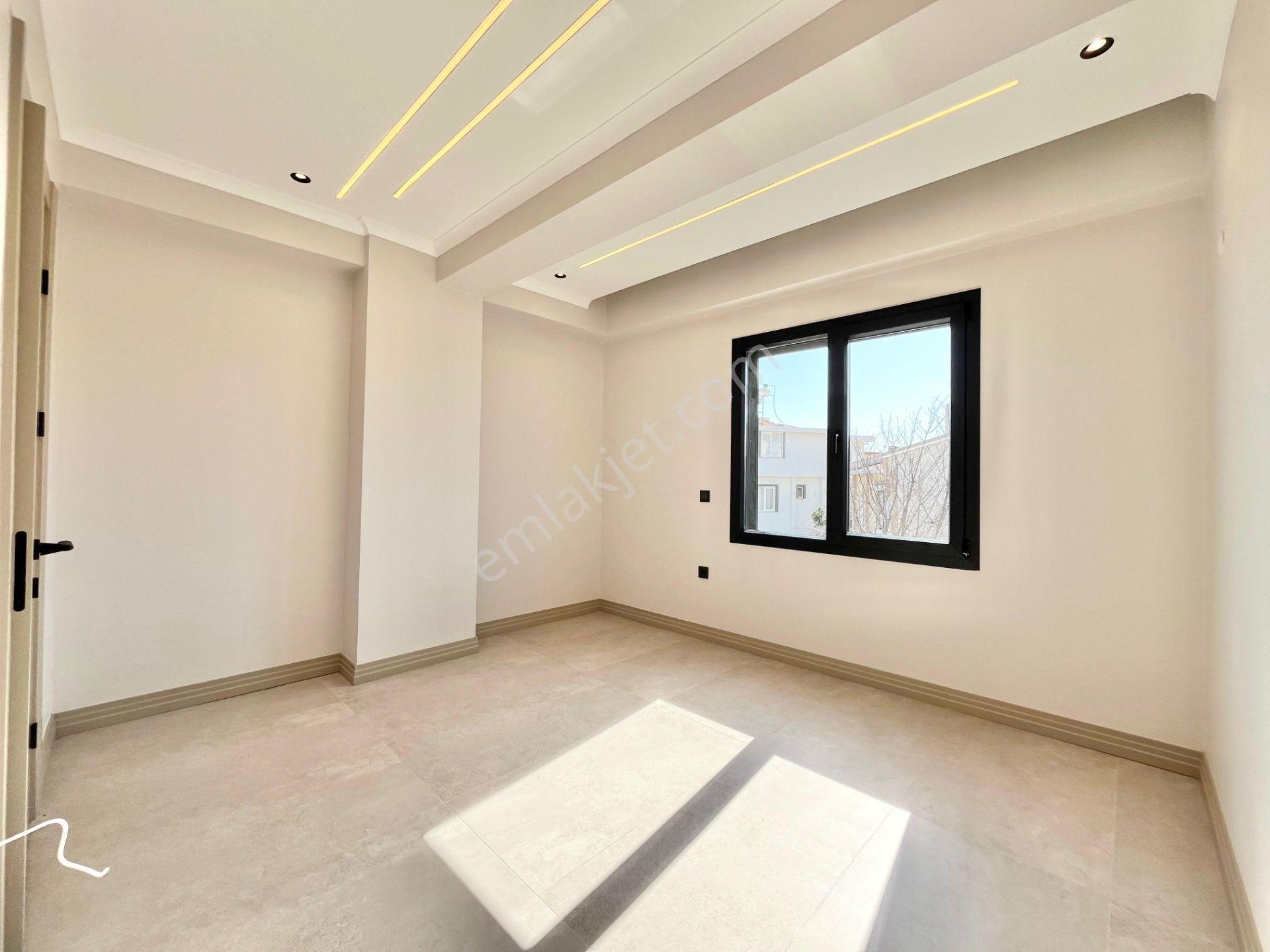 ꧁ay Emlaktan꧂avcılar Fener'de Denize 200 Metre Satılık 2+1 Otoparklı Özel Bahçeli Lüks Daire - Görsel 15
