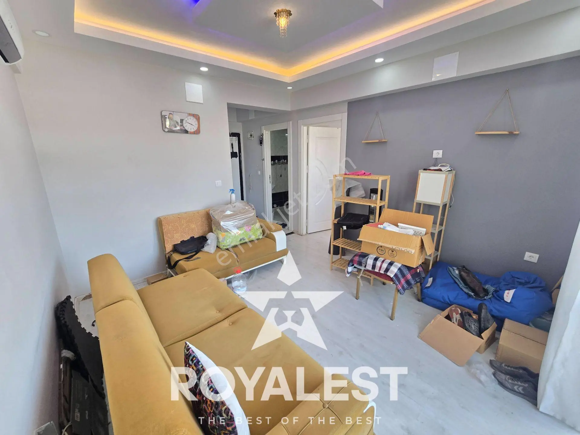 Royalest'ten Tramvaya Sıfır Siteiçi Eşyalı Geniş 1+1 Balkonlu!!! - Görsel 2
