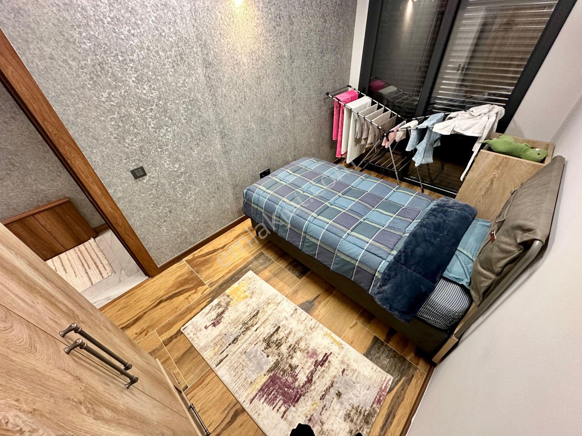 Ay Emlaktan꧂güre Kazdağları Eteklerinde Şömineli Manzaralı Teraslı Satılık 3+1 Bağımsız Ev - Görsel 15