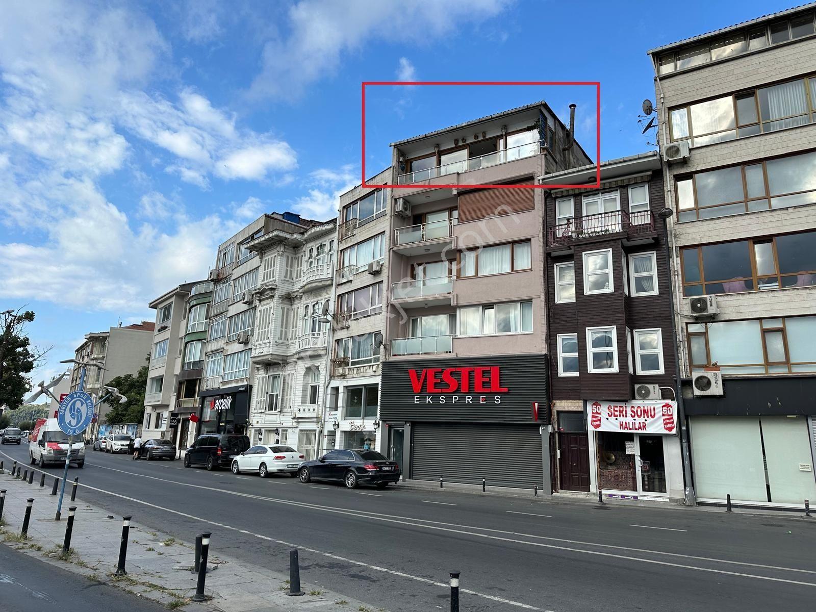 Sarıyer Boğaz Manzaralı Satılık 2+1 Yol Yalı Dairesi - Görsel 2