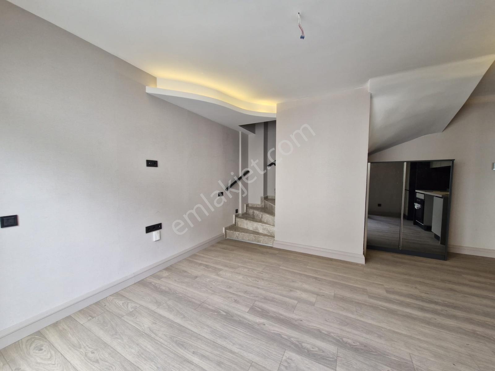Emniyet Mahallesi Alemdar Caddesi Üstü Satılık 2+1 Dubleks Daire - Görsel 15