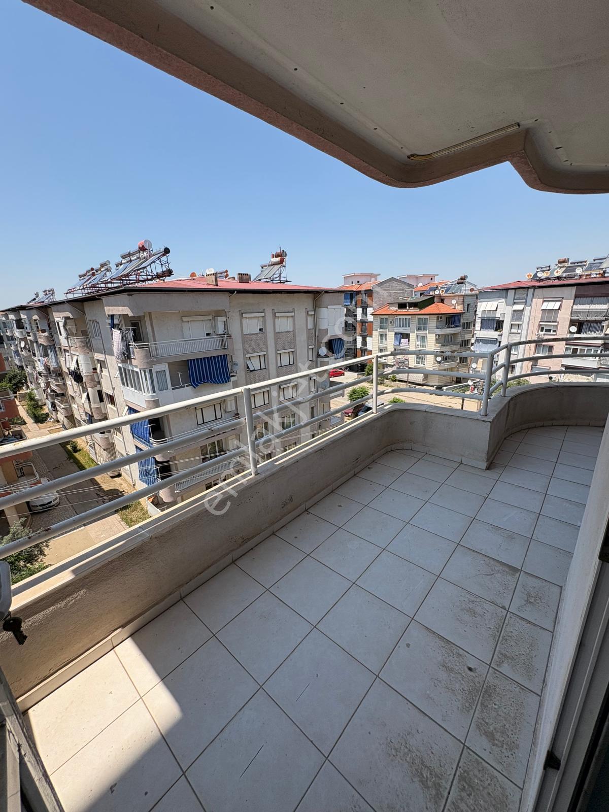 🏡 Salihli Erdem Emlak’tan Cumhuriyet Mahallesi’nde Satılık Geniş Ve Ferah 3+1 Daire! 🏡 - Görsel 4