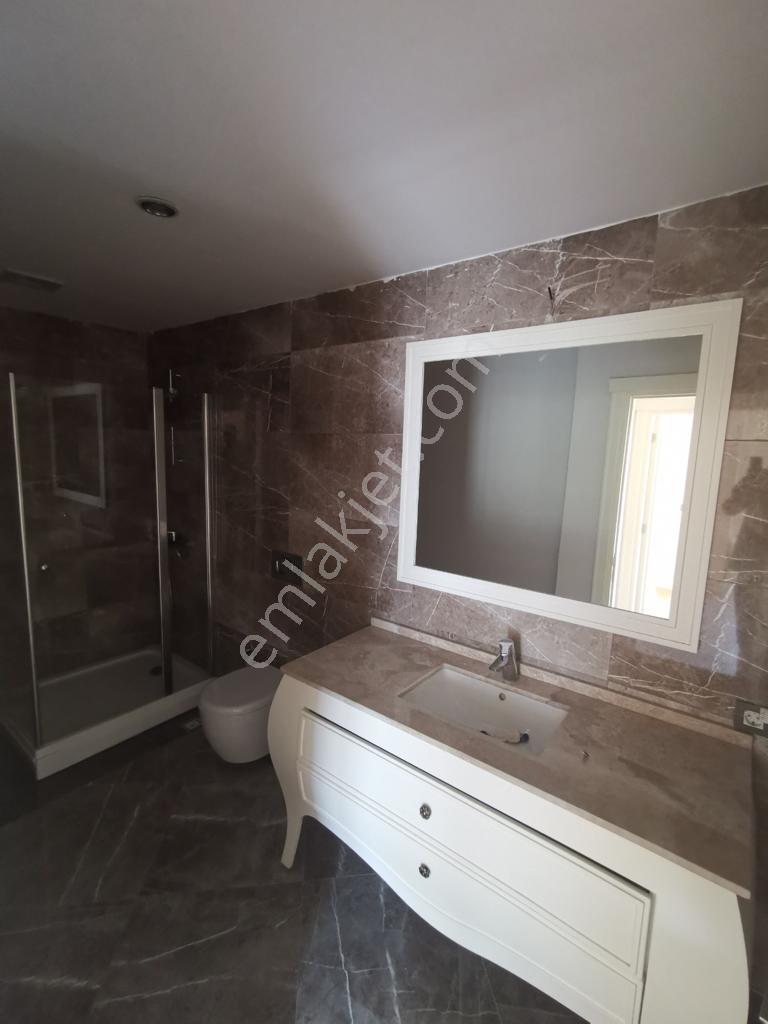 Kiptaş Venezia Mega'da Kiralık 2+1 Dublex Peyzaj Mnz. Oturuma Hazır Daire - Görsel 5