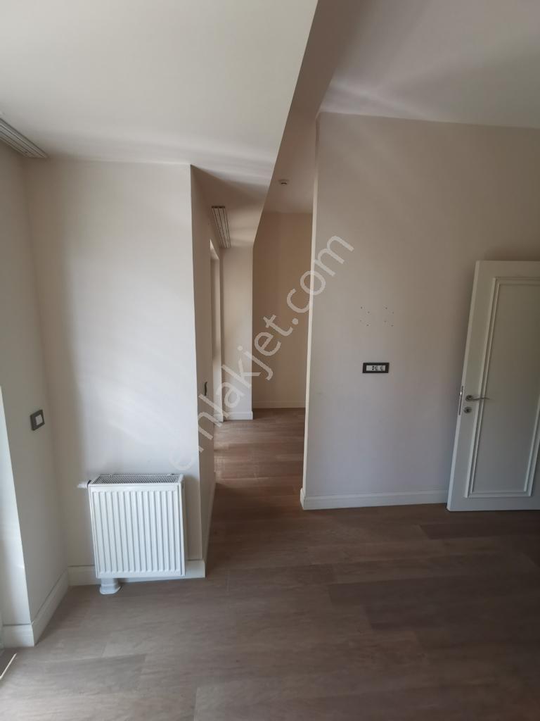 Kiptaş Venezia Mega'da Kiralık 2+1 Dublex Peyzaj Mnz. Oturuma Hazır Daire - Görsel 6