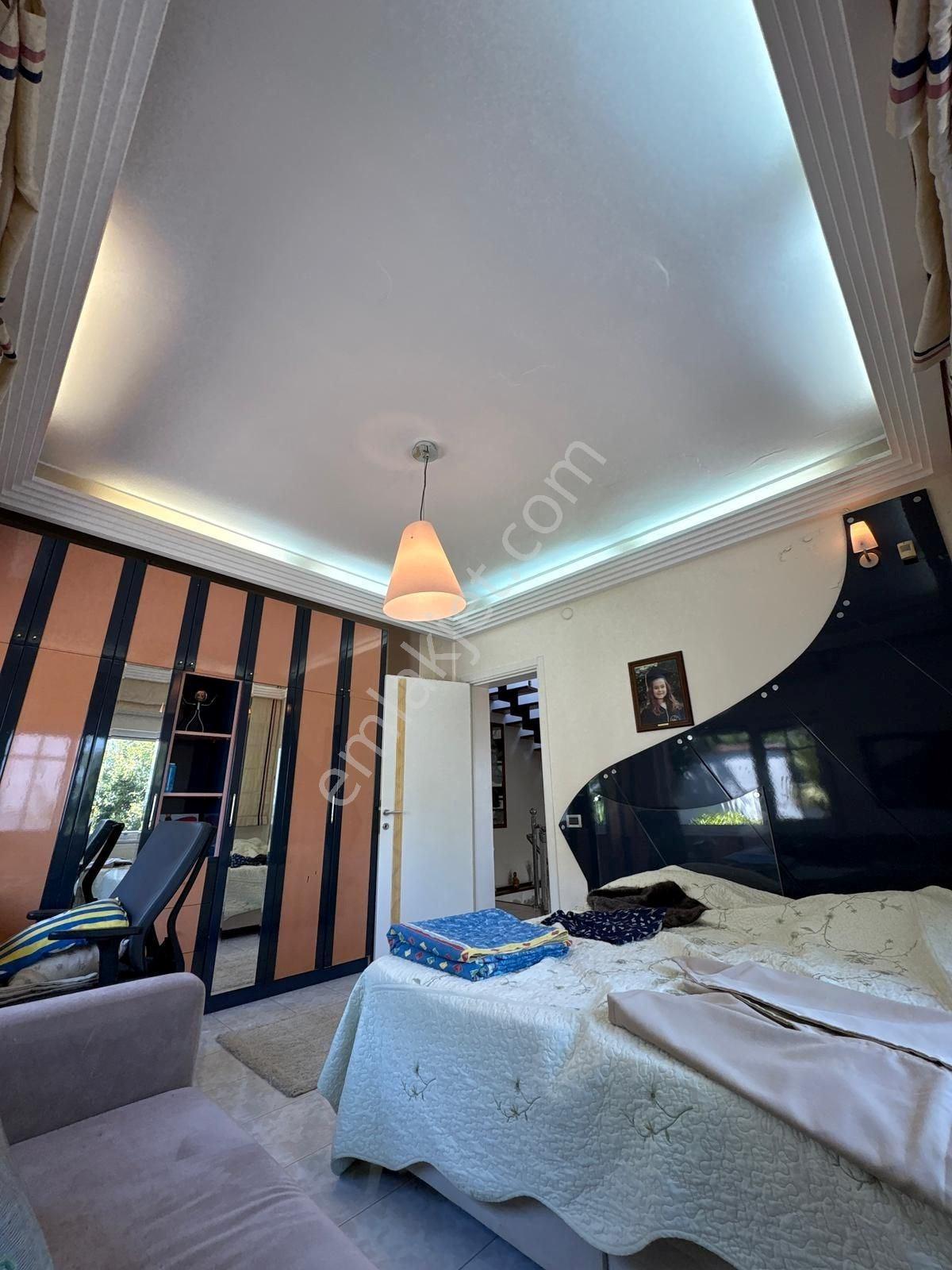 Burgazada Yüzme Havuzlu Full Mobilyalı Kiralık - Görsel 27