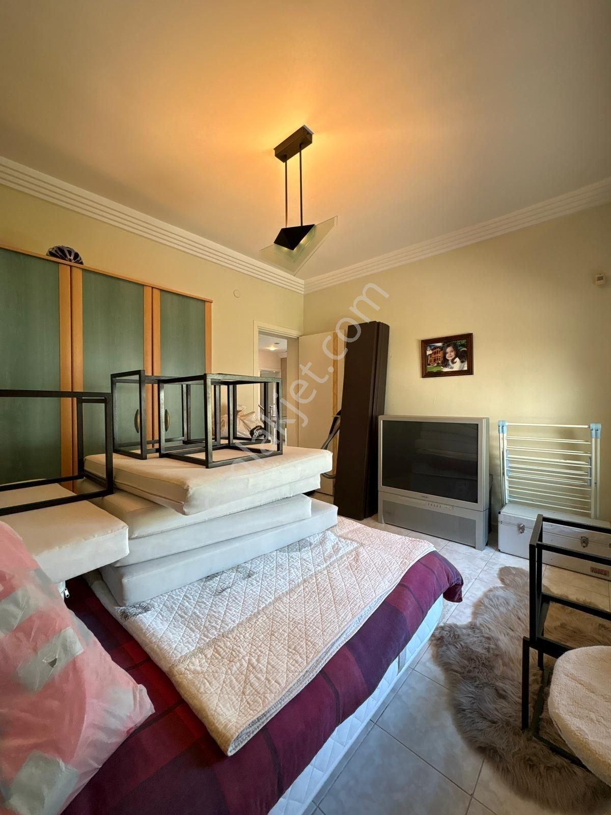 Burgazada Yüzme Havuzlu Full Mobilyalı Kiralık - Görsel 13