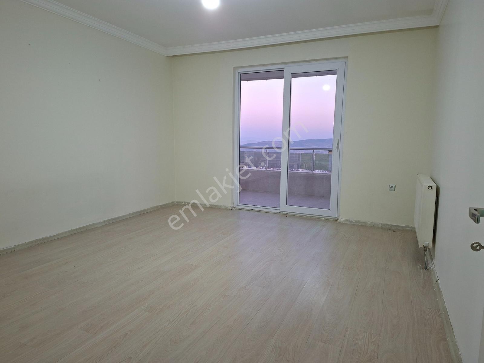 Baraj Ve Maraş Manzaralı 4+1 Kiralık Daire - Görsel 6
