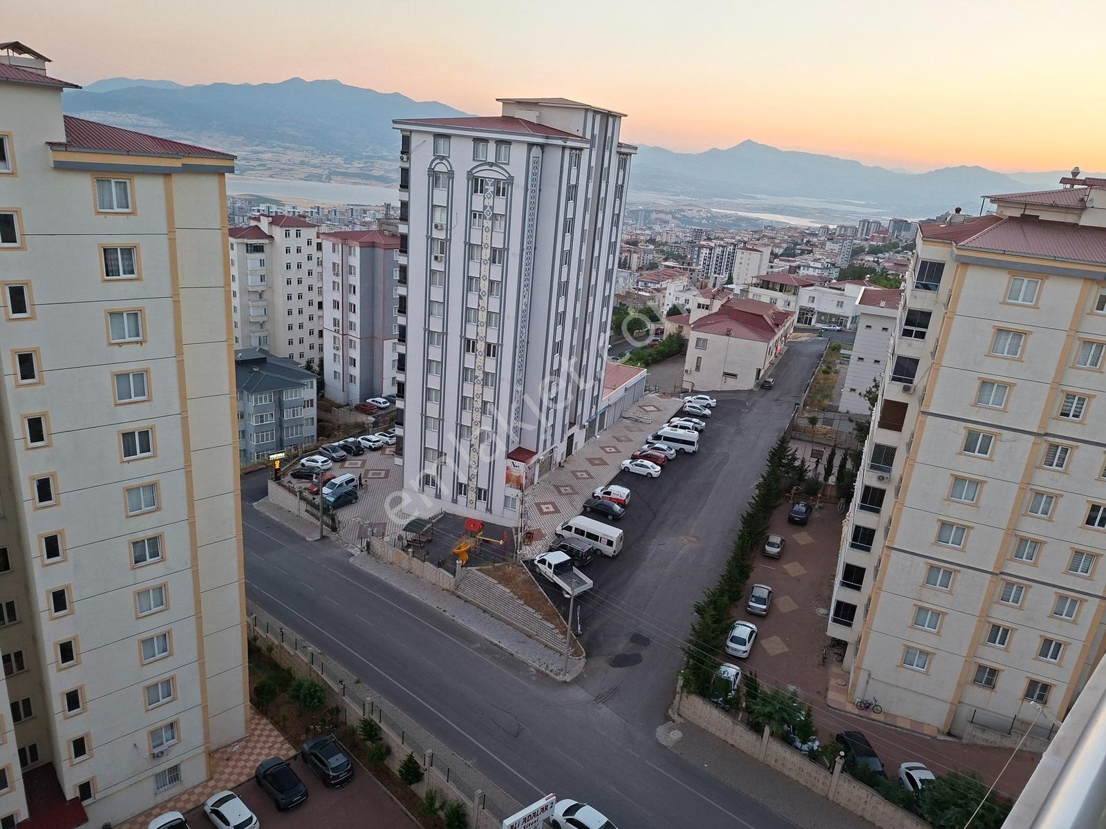 Baraj Ve Maraş Manzaralı 4+1 Kiralık Daire - Görsel 18