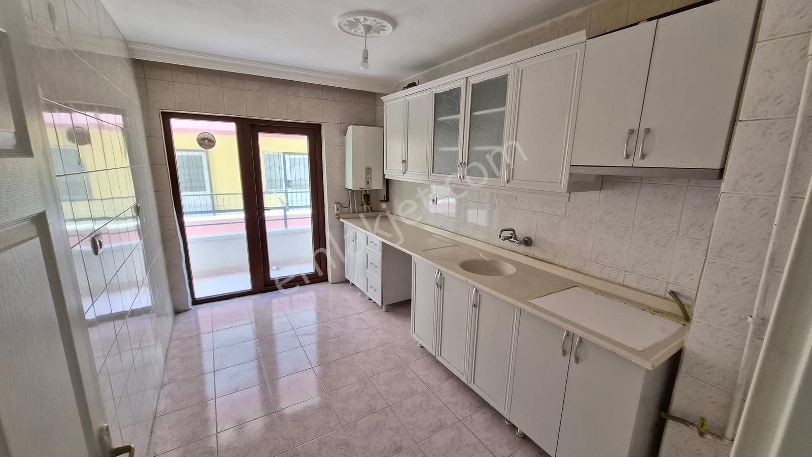 Saimekadında 1. Katta 3+1 Bağımsız Salon Yapılı Kiralık Daire - Görsel 13