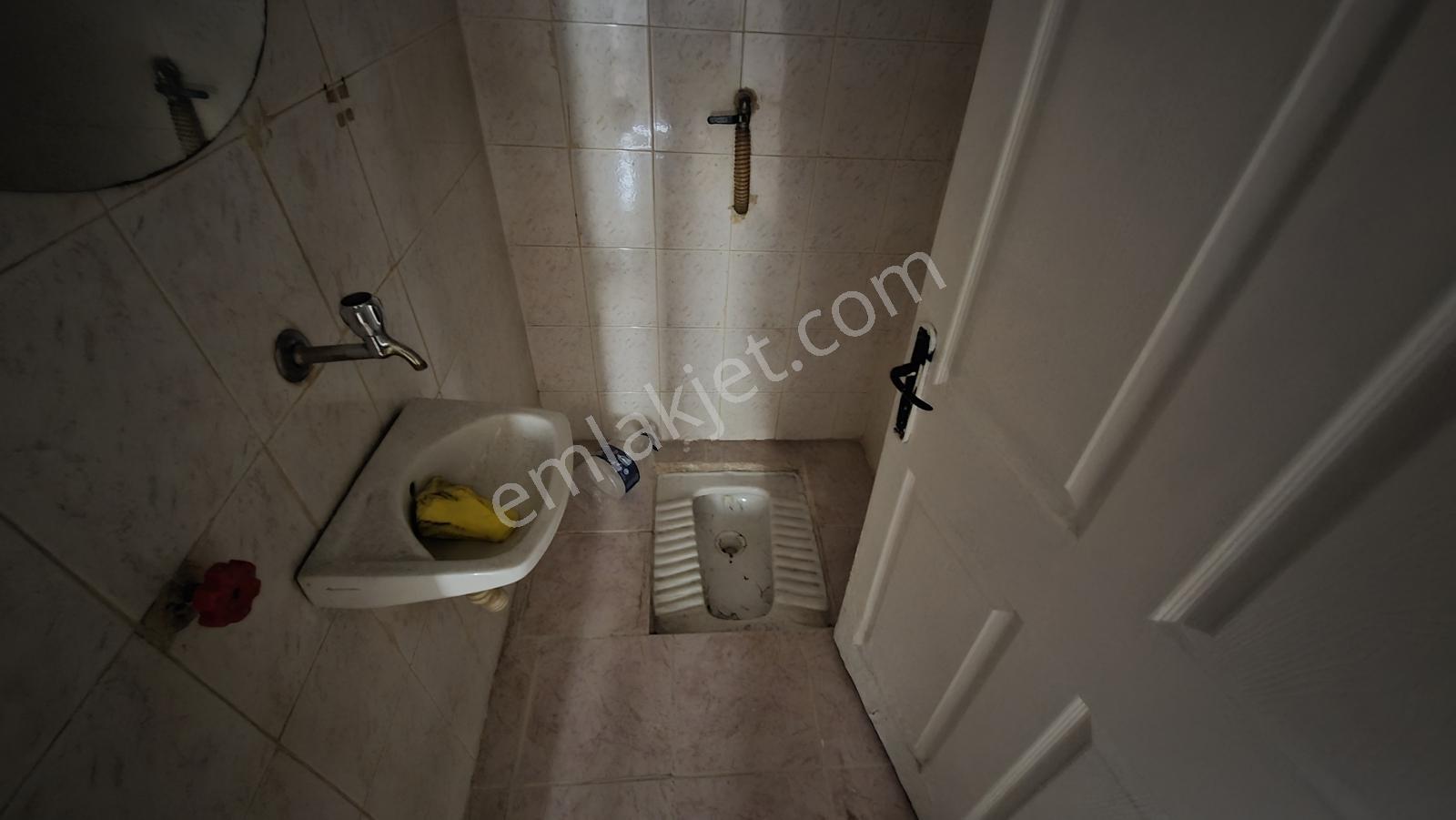 Saimekadında 1. Katta 3+1 Bağımsız Salon Yapılı Kiralık Daire - Görsel 10