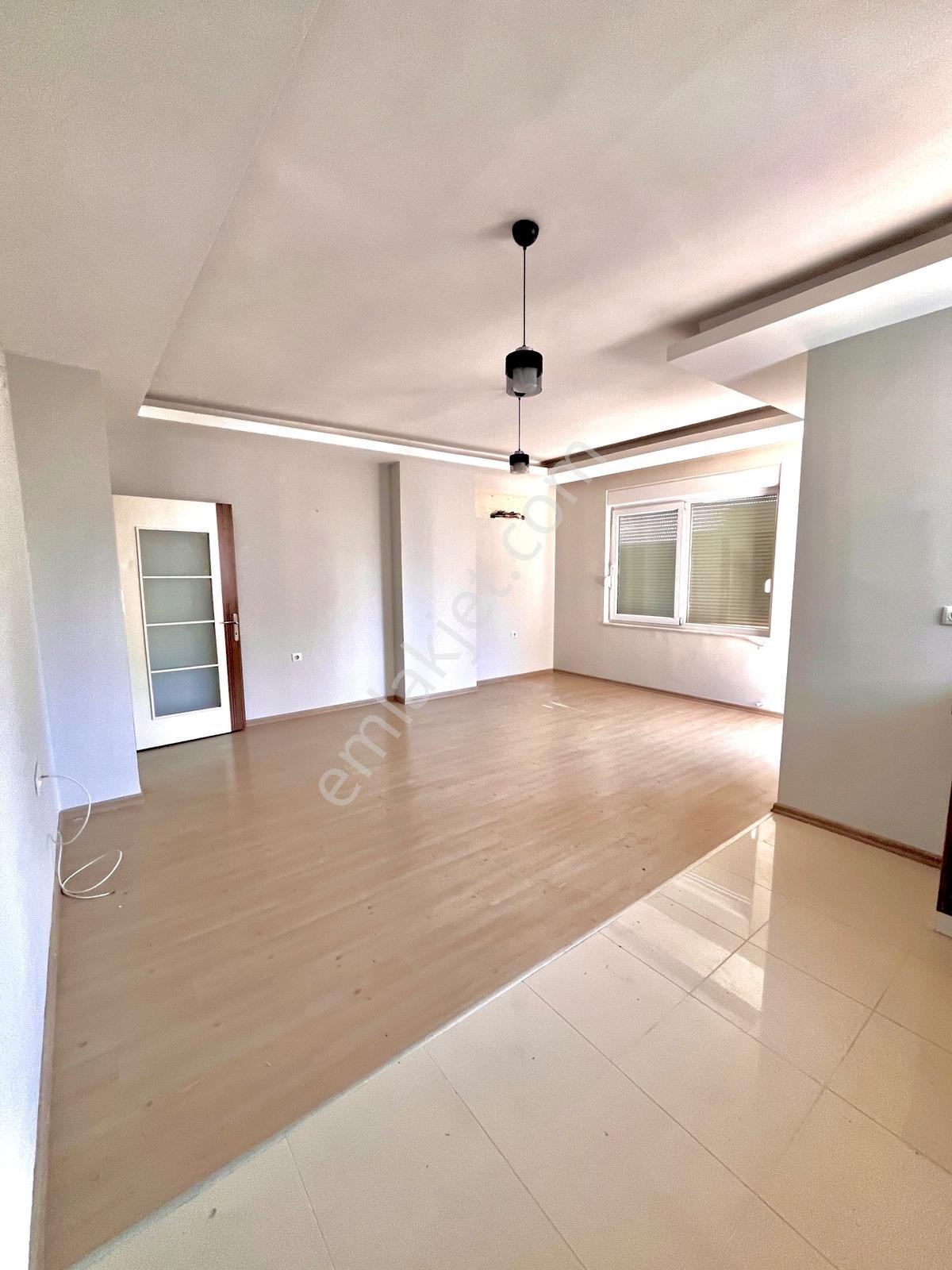 Konyaaltı Akkuyu'da Tek Bloklu , Asansörlü, Otoparklı 90m² - Görsel 15