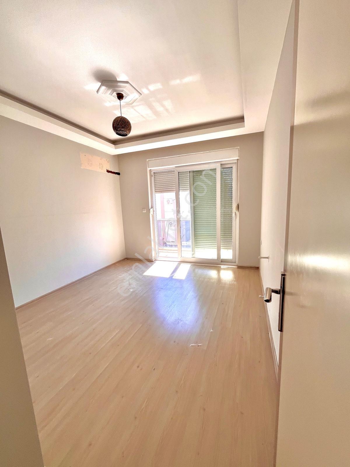 Konyaaltı Akkuyu'da Tek Bloklu , Asansörlü, Otoparklı 90m² - Görsel 30