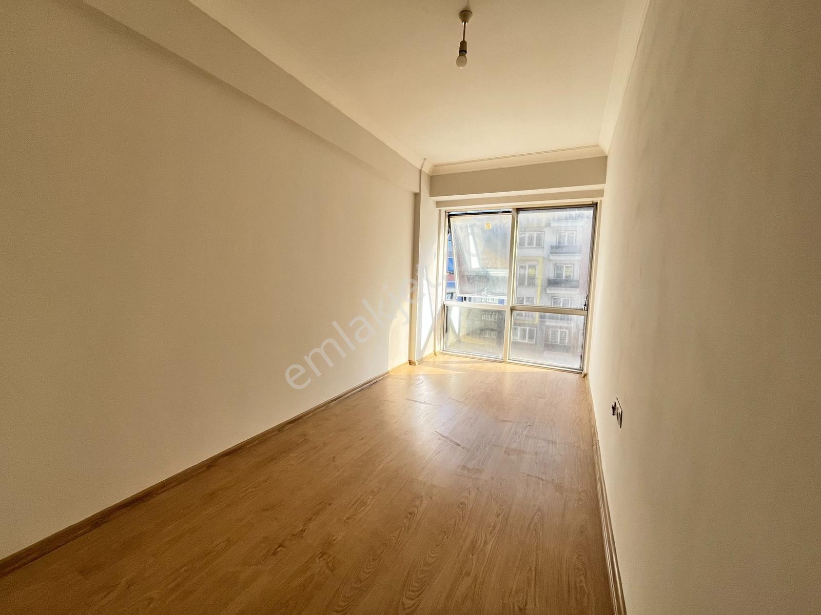 Sevinç'ten Atatürk Caddesinde Arakat Klima-asansörlü 1+1 Kiralık - Görsel 25