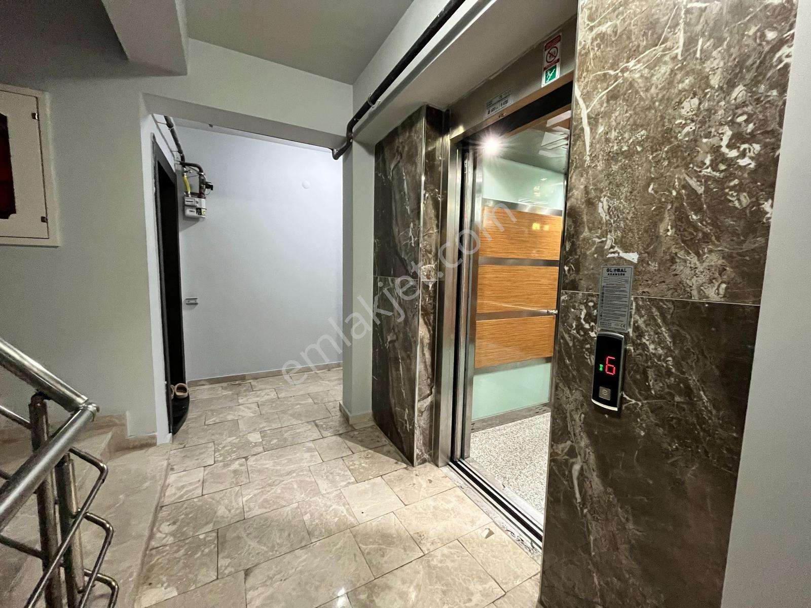 Sevinç'ten Atatürk Caddesinde Arakat Klima-asansörlü 1+1 Kiralık - Görsel 35