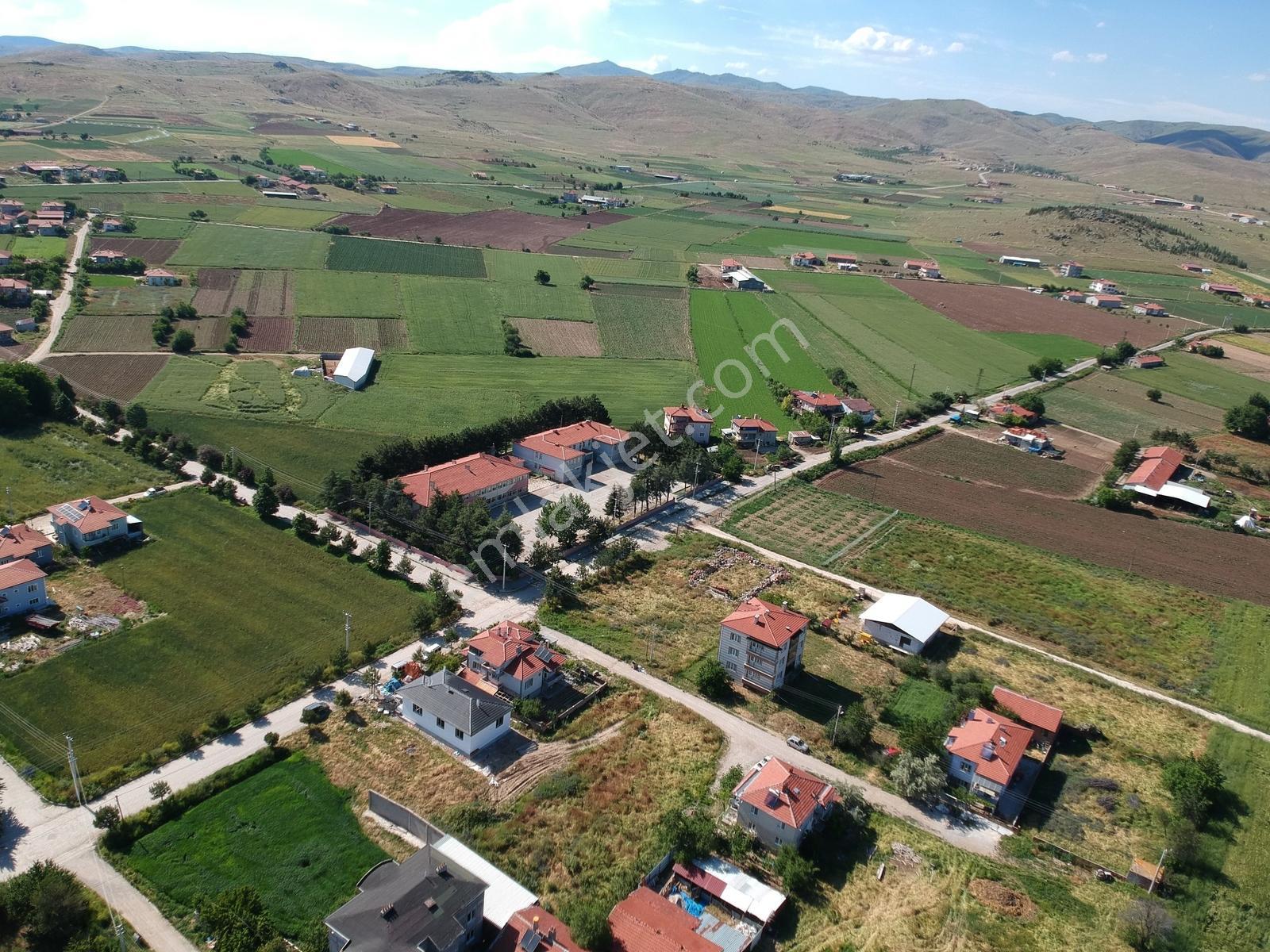 İlbey // İstiklal Mahallesi H.a.yesevi Cad.de 310 M² Arsa - Görsel 18