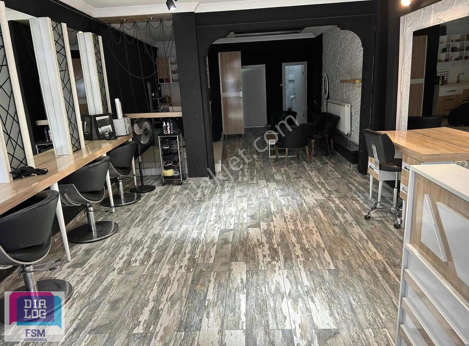 Belediye Arkası Çarşı Merkezde Hazır Kurulu Düzen Satılık Dükkan - Görsel 14