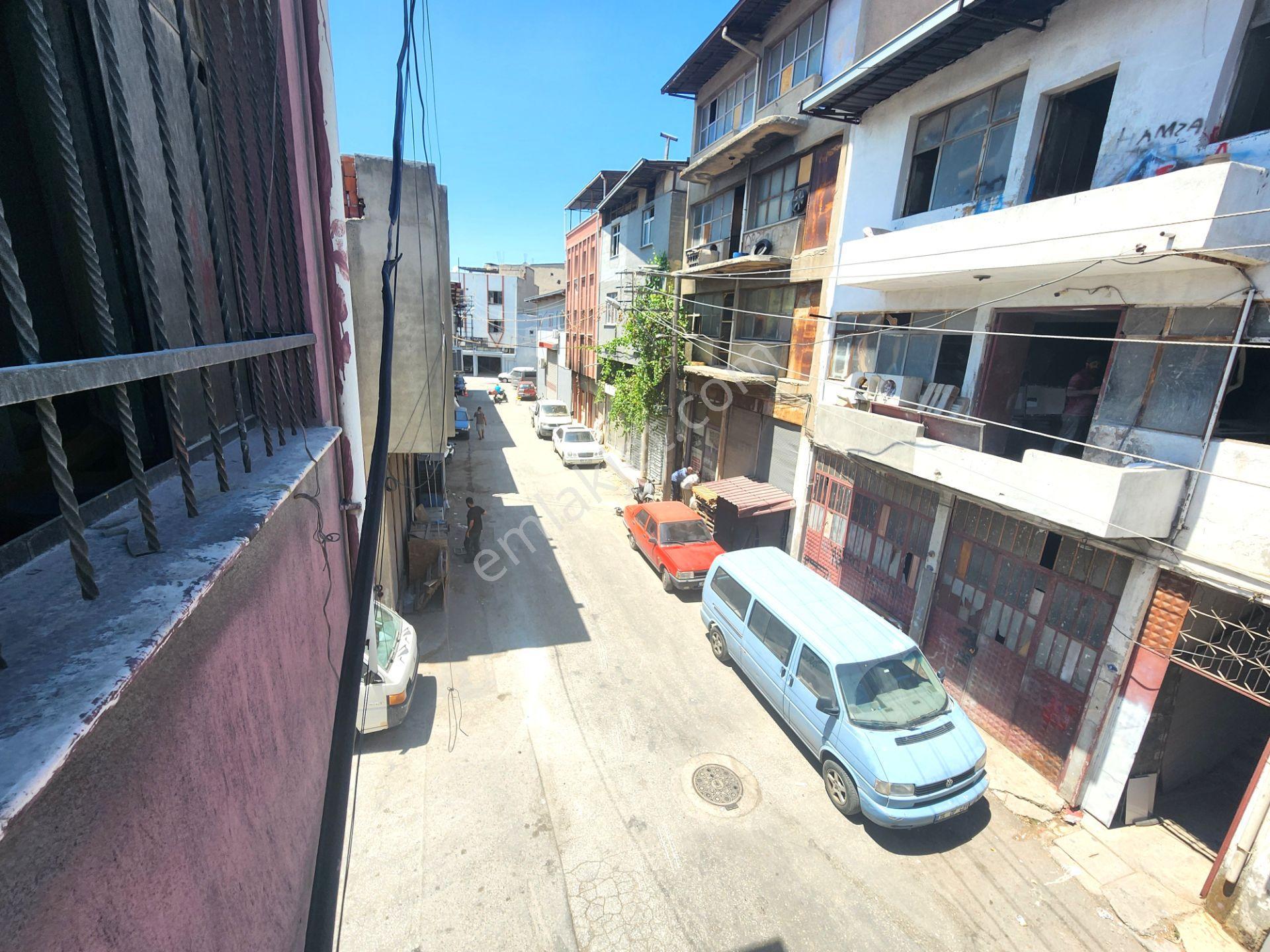 Karabağlar Sanayi, Yeşillik Cad. Buca İnkılap İzban Durağı Yakını Satılık Bina - Görsel 8