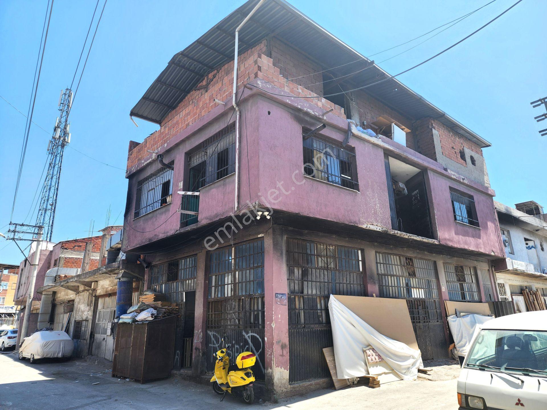 Karabağlar Sanayi, Yeşillik Cad. Buca İnkılap İzban Durağı Yakını Satılık Bina