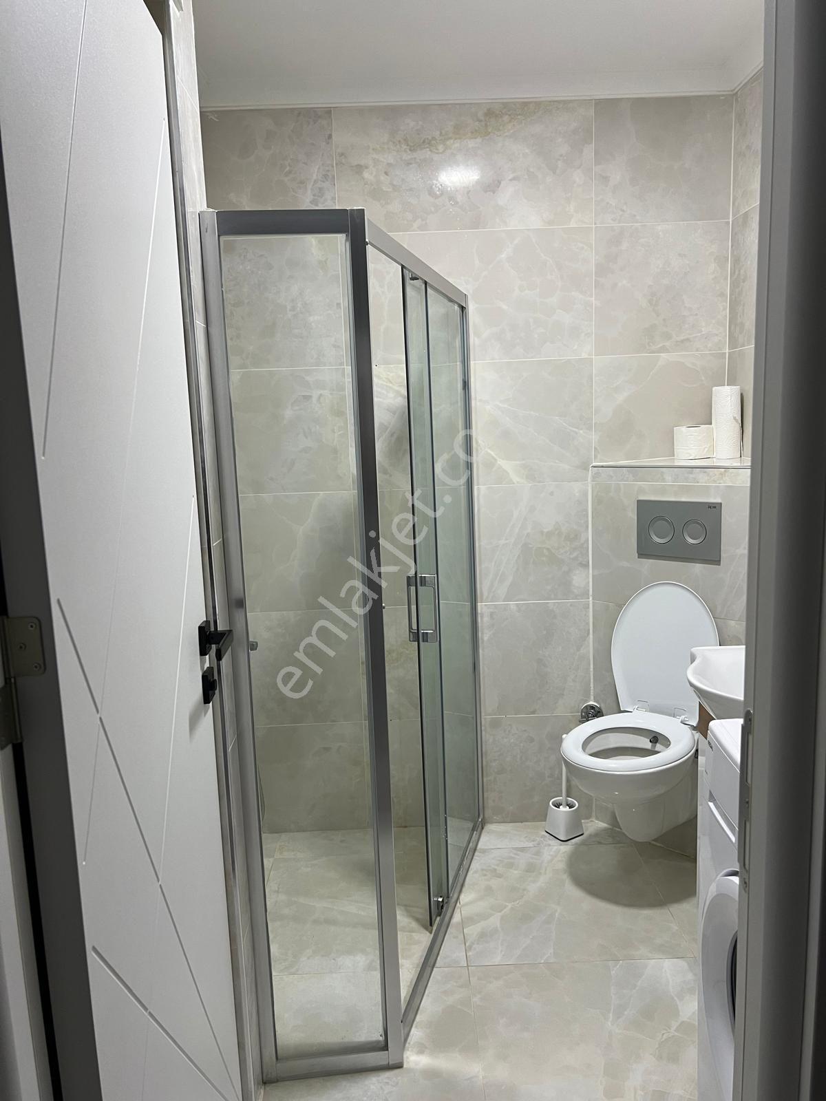 Baruthane Caddesi Üzeri Eşyalı Satılık 1+1 - Görsel 7