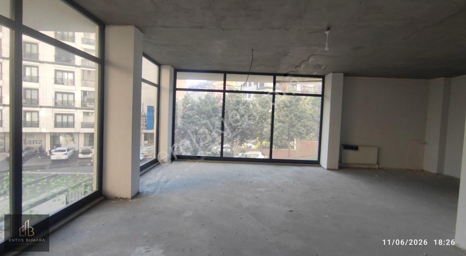 Finans Merkezine Komşu Tatlısu'da Sıfır Kiralık Mağaza & Dükkan - Görsel 31