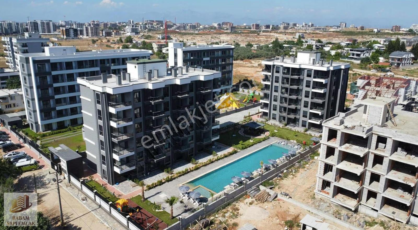 Muhteşem Havuz Manzaralı Full Eşyalı Lüks 1+1daire Sauna Fitness - Görsel 14