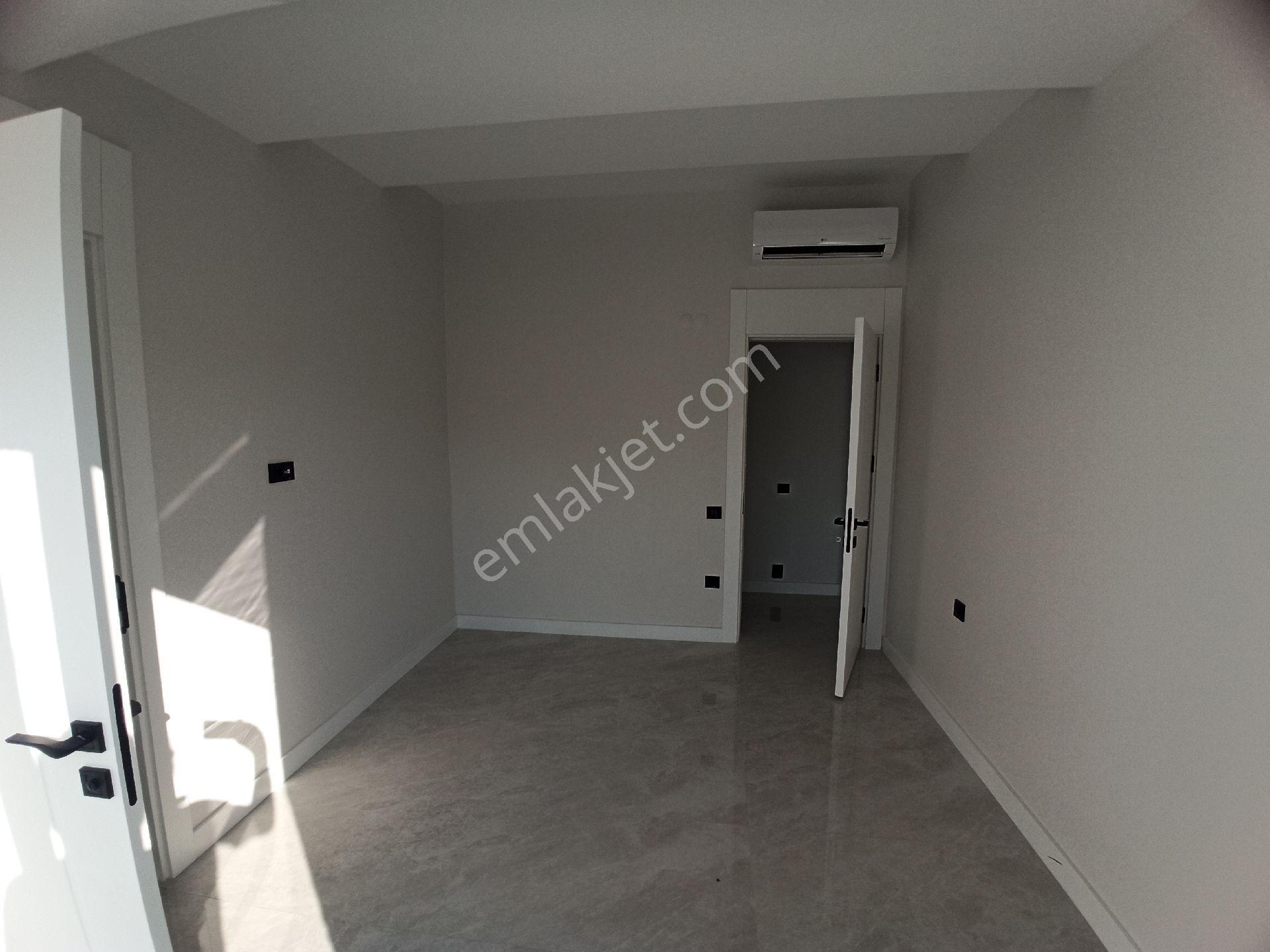 Kadınlar Denizi Ata Residence Kiralık 2+1 Lüks Çatı Dubleks Daire - Görsel 27