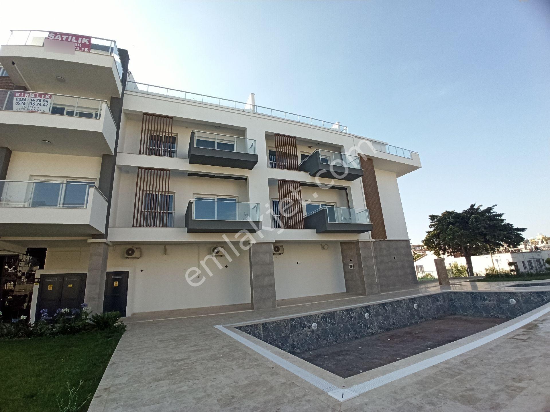 Kadınlar Denizi Ata Residence Deniz Ve Havuz Manzaralı Lüks 2+1 Çatı Dubleks Daire - Görsel 5