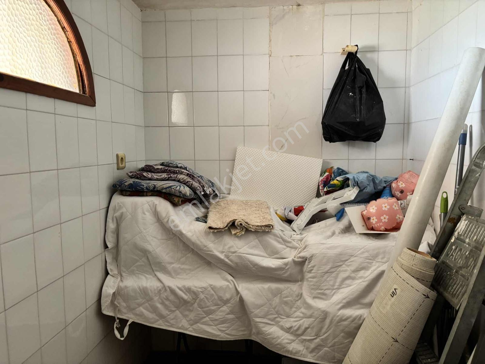 Kuşadası Denize Sağlık Ocağına Alışveriş Merkezine Çok Yakın - Görsel 28