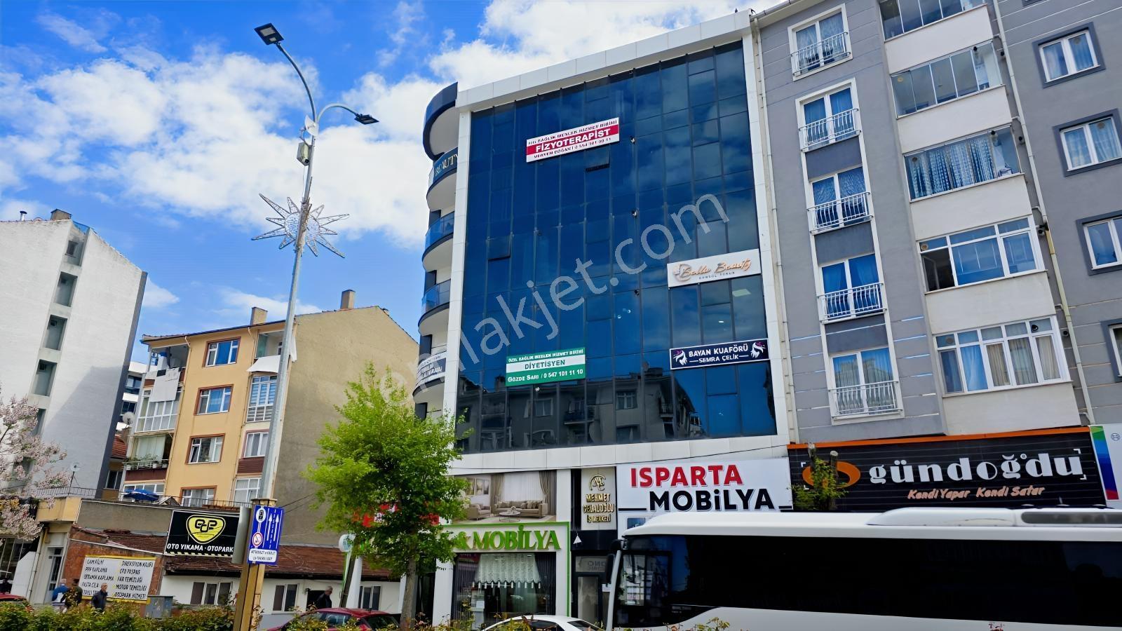 Bozüyük İsmet İnönü Caddesi Üzerinde Yatırımlık 2+0 Ofis - Görsel 2