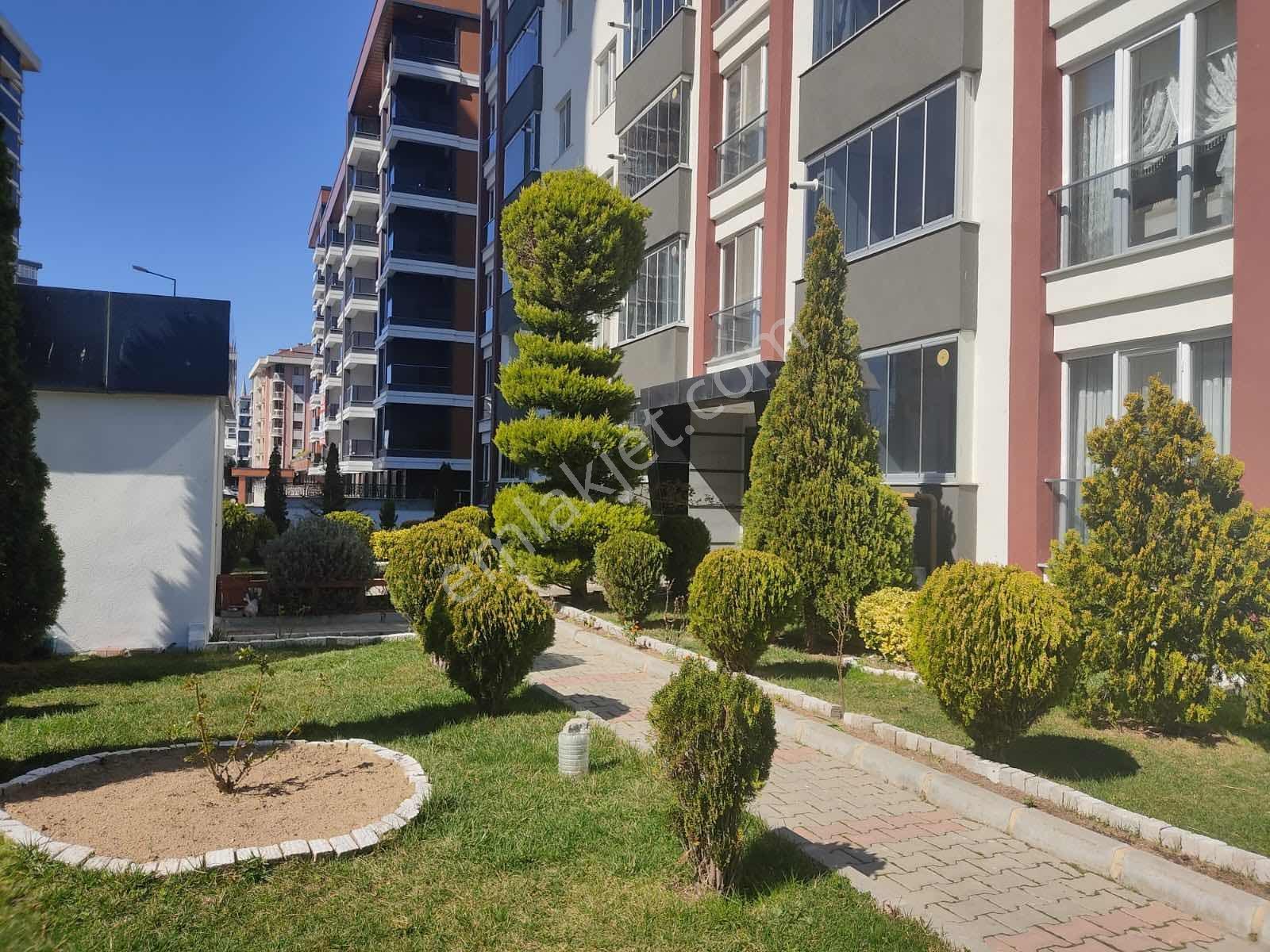 Emlak Bölgesinin Gözde Yeri Vadi Evlerinde Kiralık Daire - Görsel 16