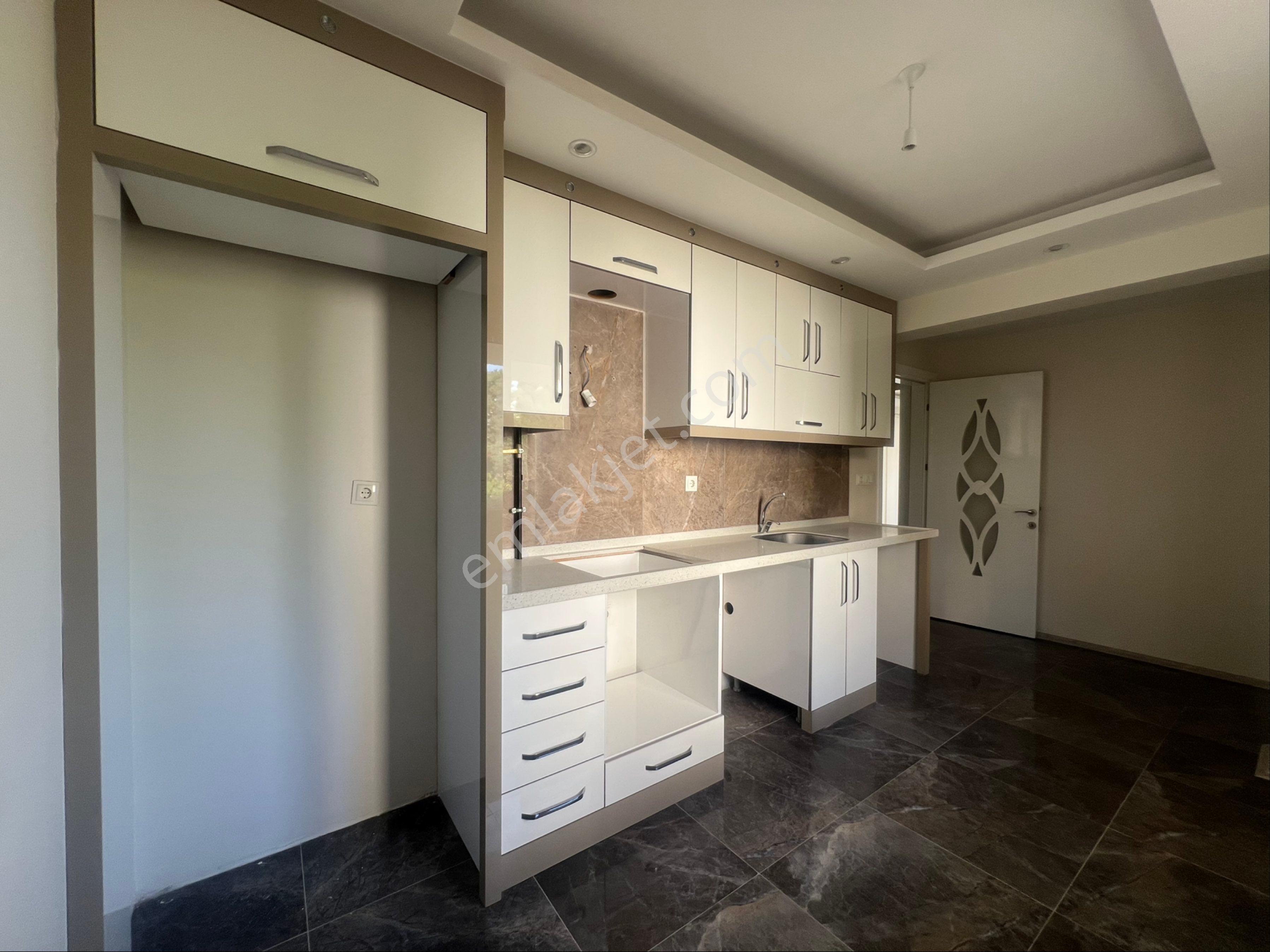 Şehzade'den Karahasanlı'da 2+1 Kiralık Daire