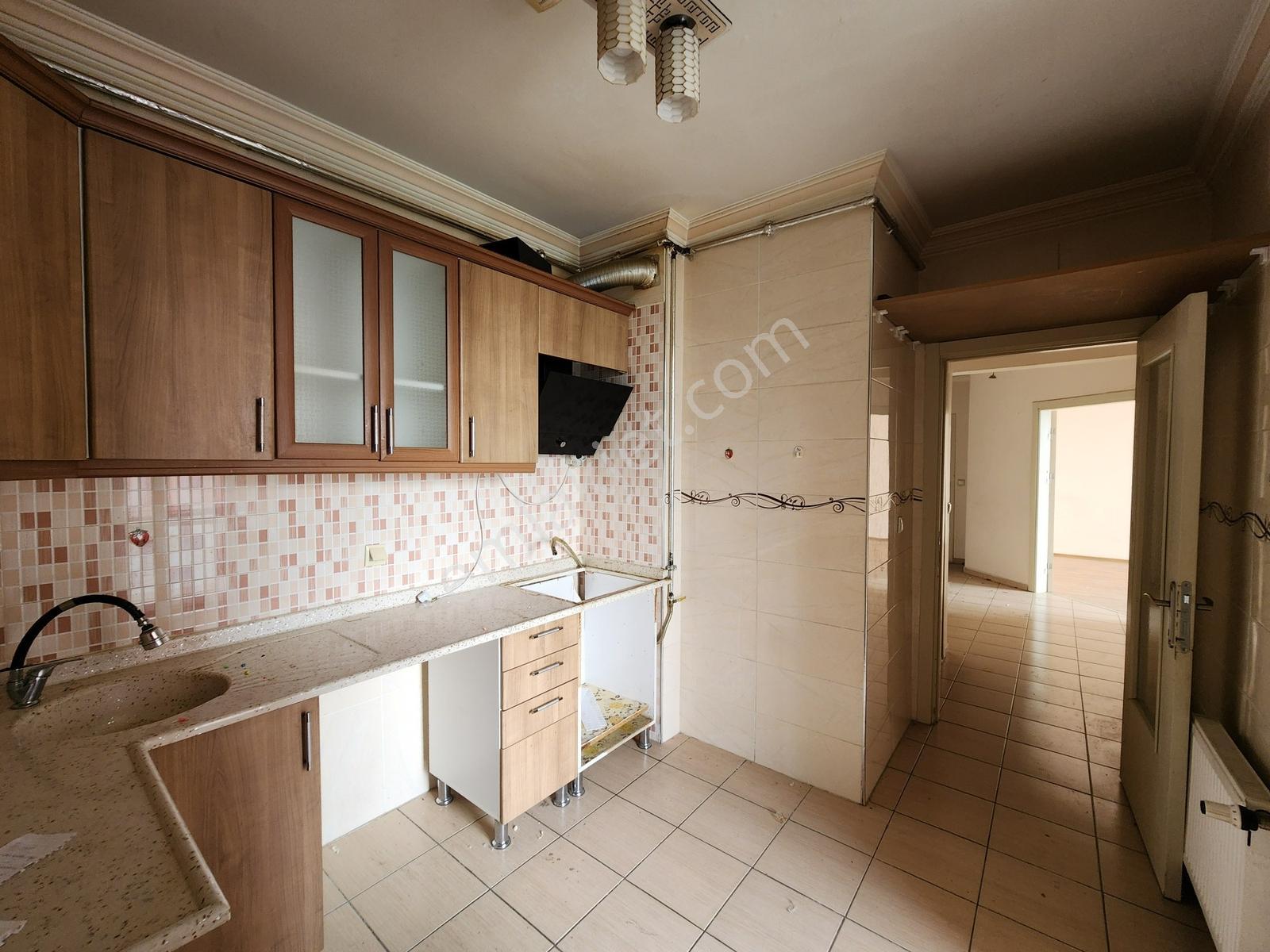 Güler^den Keçiörende Panoramik Vadi Manzralı 12.kat 3+1 Daire - Görsel 28