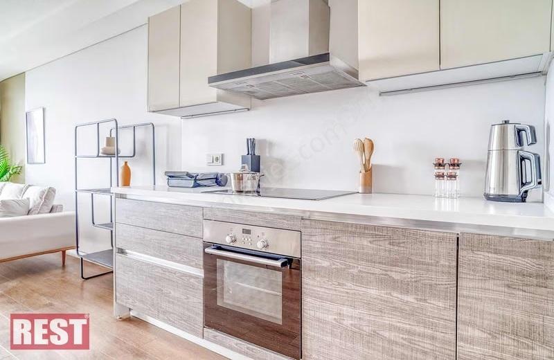 5.leventte Balkonlu Tasarım Eşyalı Kiralık - Görsel 14