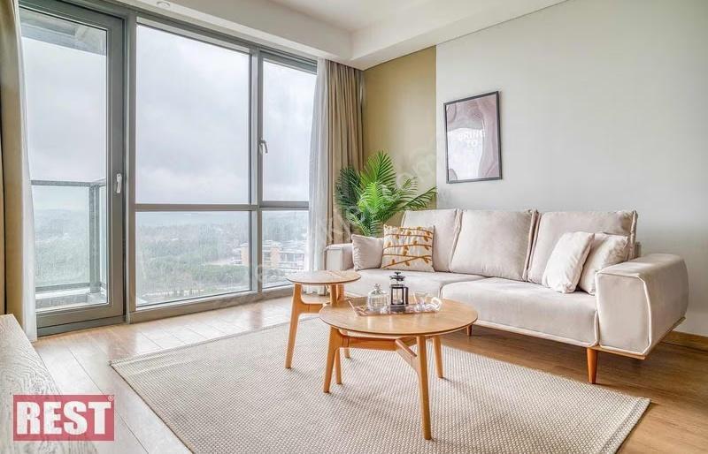 5.leventte Balkonlu Tasarım Eşyalı Kiralık - Görsel 11