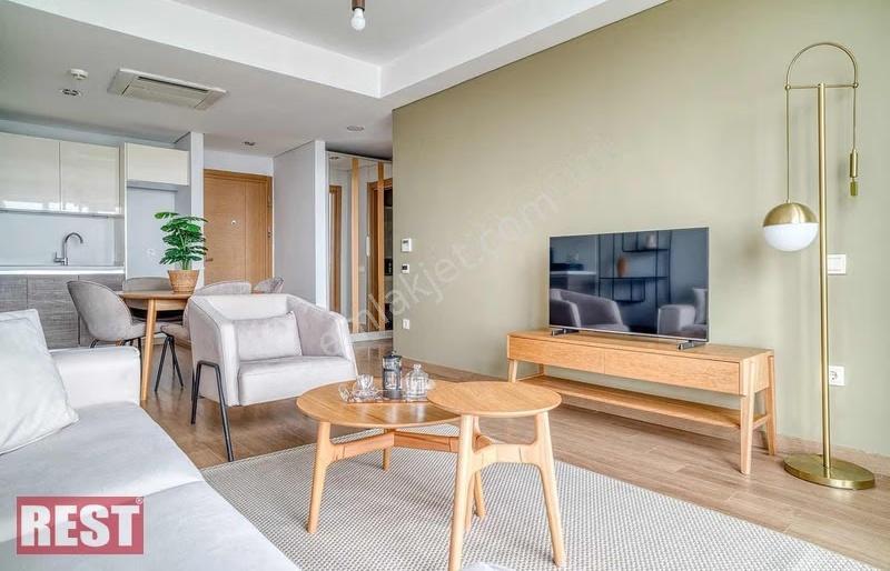 5.leventte Balkonlu Tasarım Eşyalı Kiralık - Görsel 8
