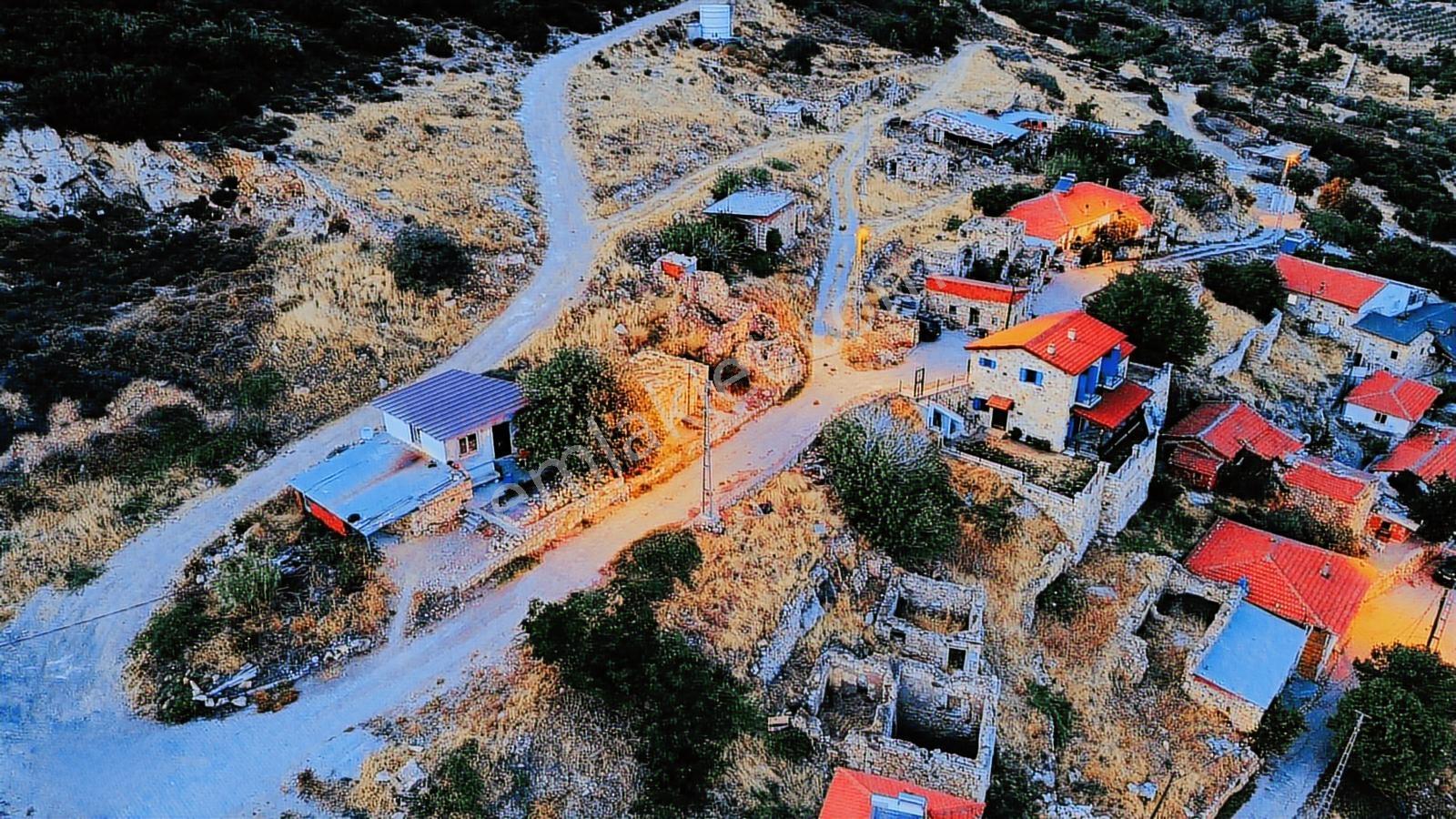 Foça Kocamehmetler'de Satılık 322 M2 Arsa - Görsel 8