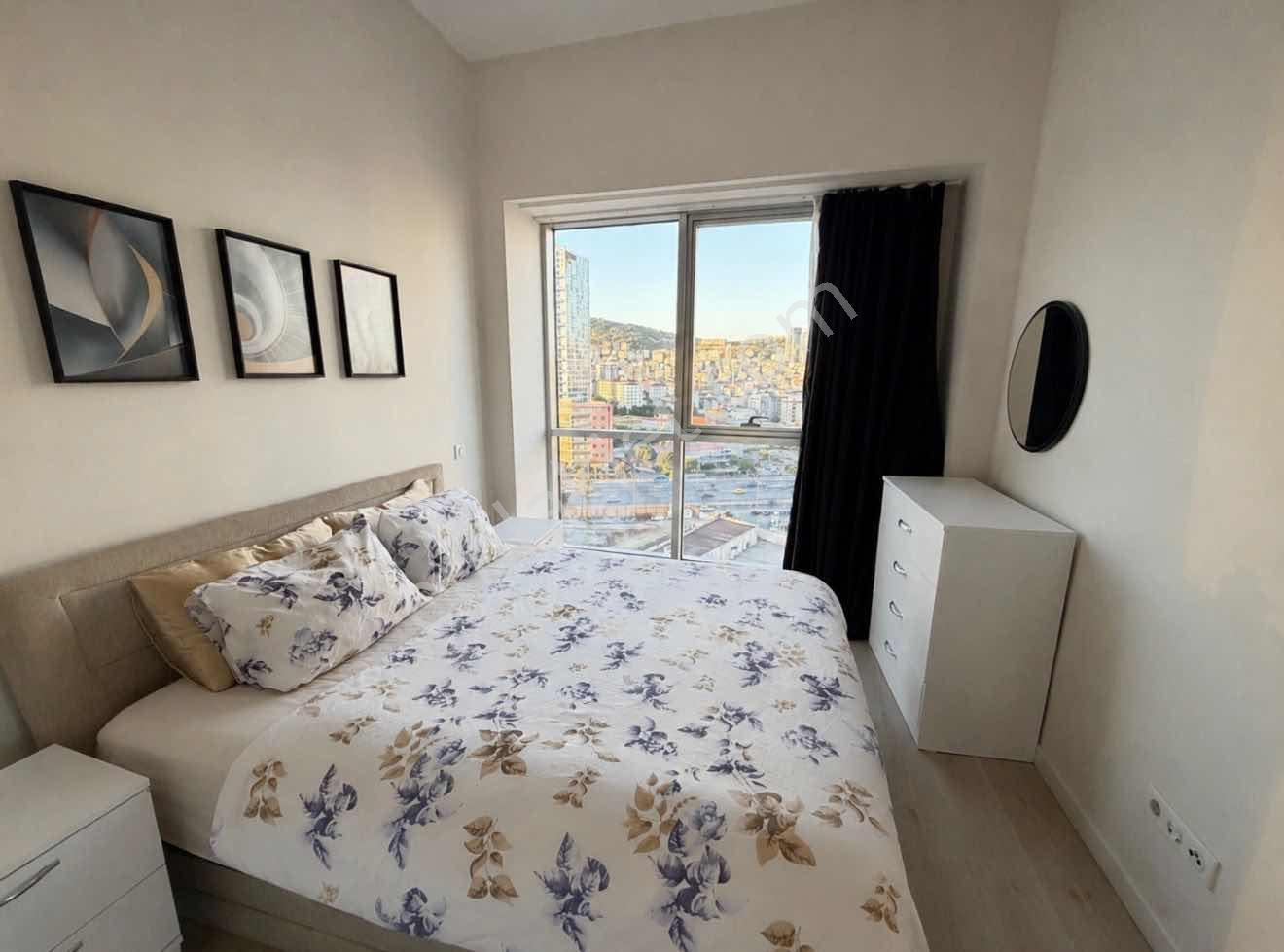 Kartal Çukurova Tower En Büyük M2 Deniz Manzaralı 1+1 Satılık - Görsel 5