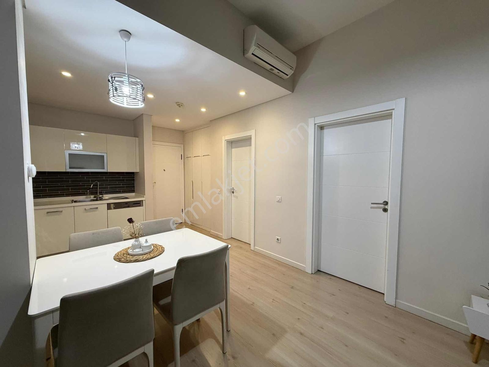 Kartal Çukurova Tower En Büyük M2 Deniz Manzaralı 1+1 Satılık - Görsel 8